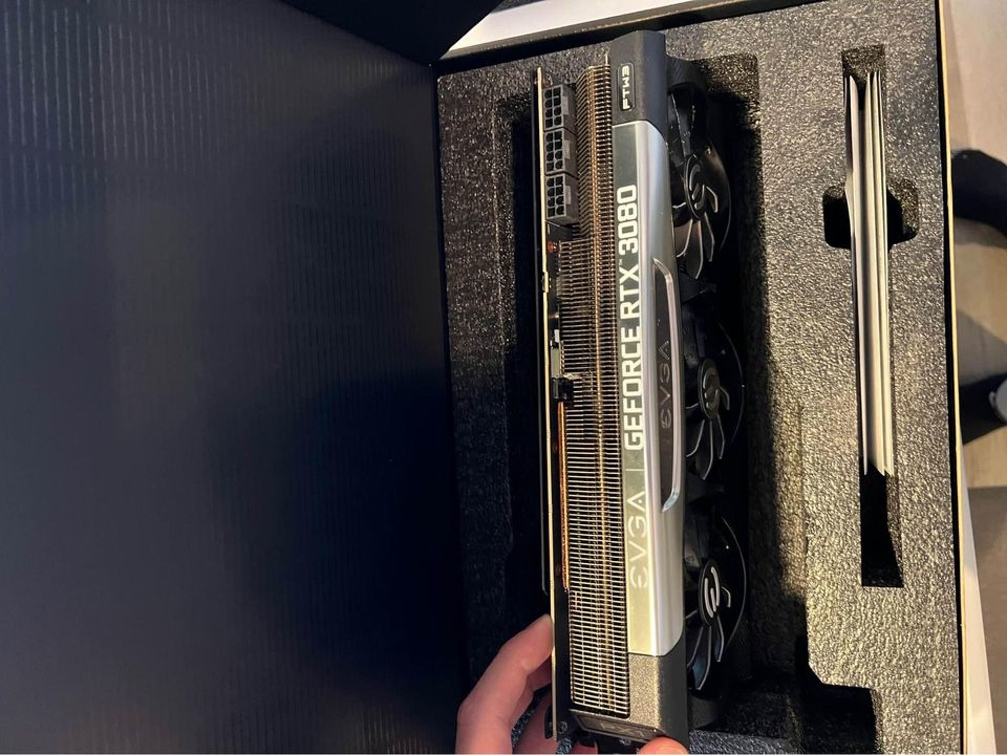 EVGA GeForce RTX 3080 FTW3 ULTRA GAMING 10GB GDDR6X