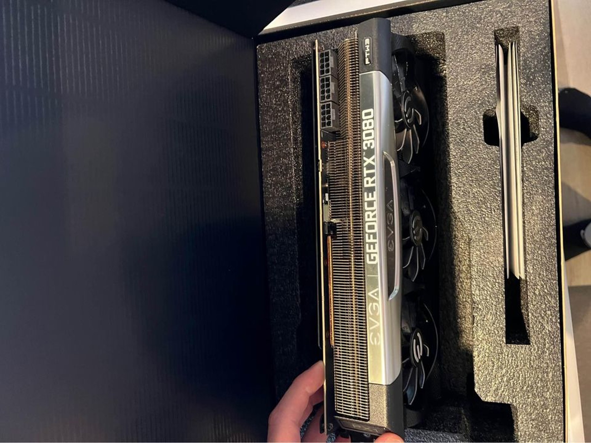 EVGA GeForce RTX 3080 FTW3 ULTRA GAMING 10GB GDDR6X