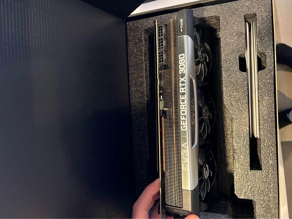 EVGA GeForce RTX 3080 FTW3 ULTRA GAMING 10GB GDDR6X