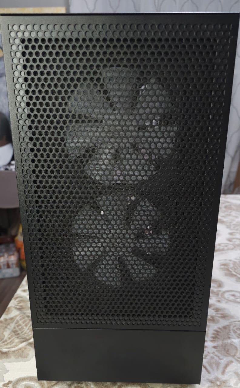 NZXT H5 Flow RGB ATX Mid-Tower Gaming Case