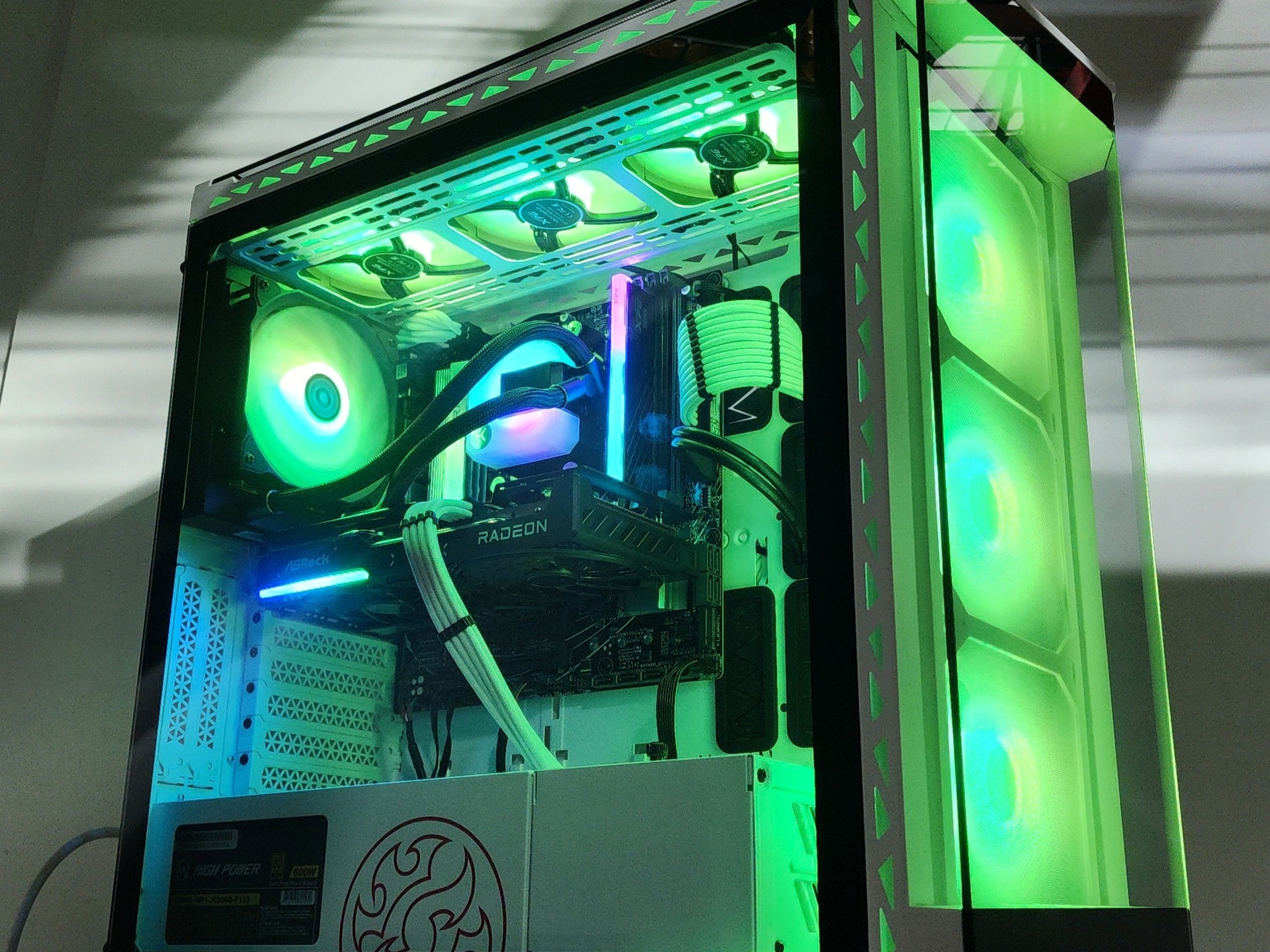Gaming PC Ryzen 5 9600X 16GB RAM 1TB SSD RX 9060 XT 16GB Windows 11 Computer
