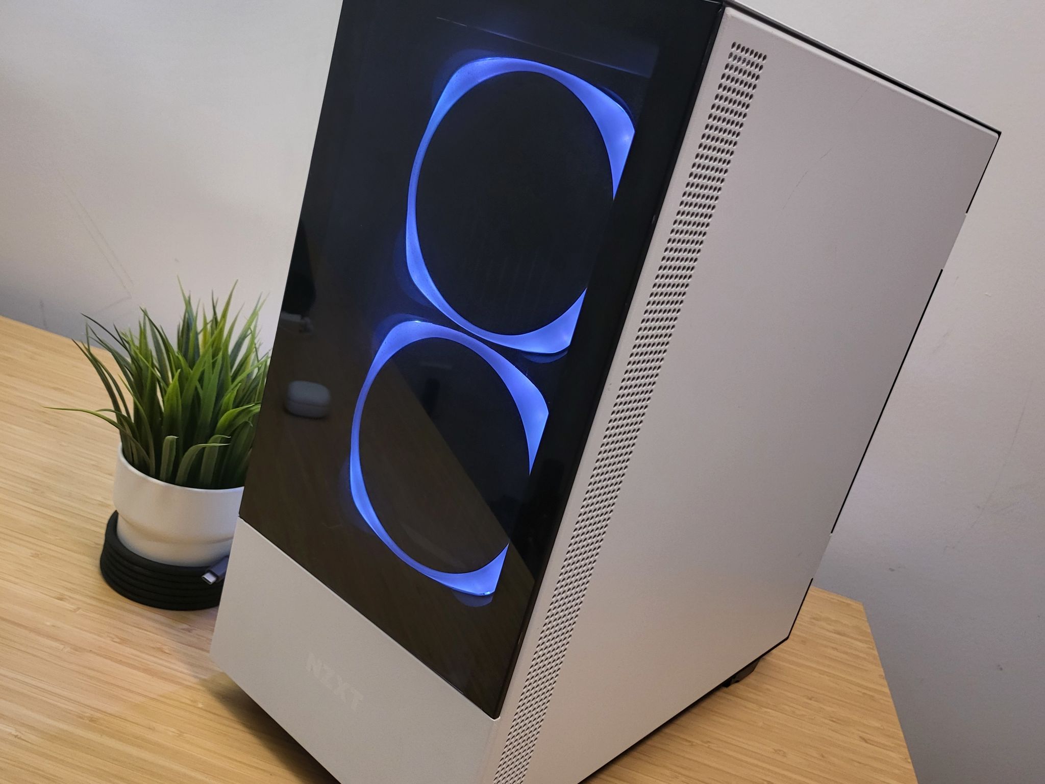 Tiny Price, Big Power 💪 5600X + 6650XT | Clean Build, Fast & Quiet