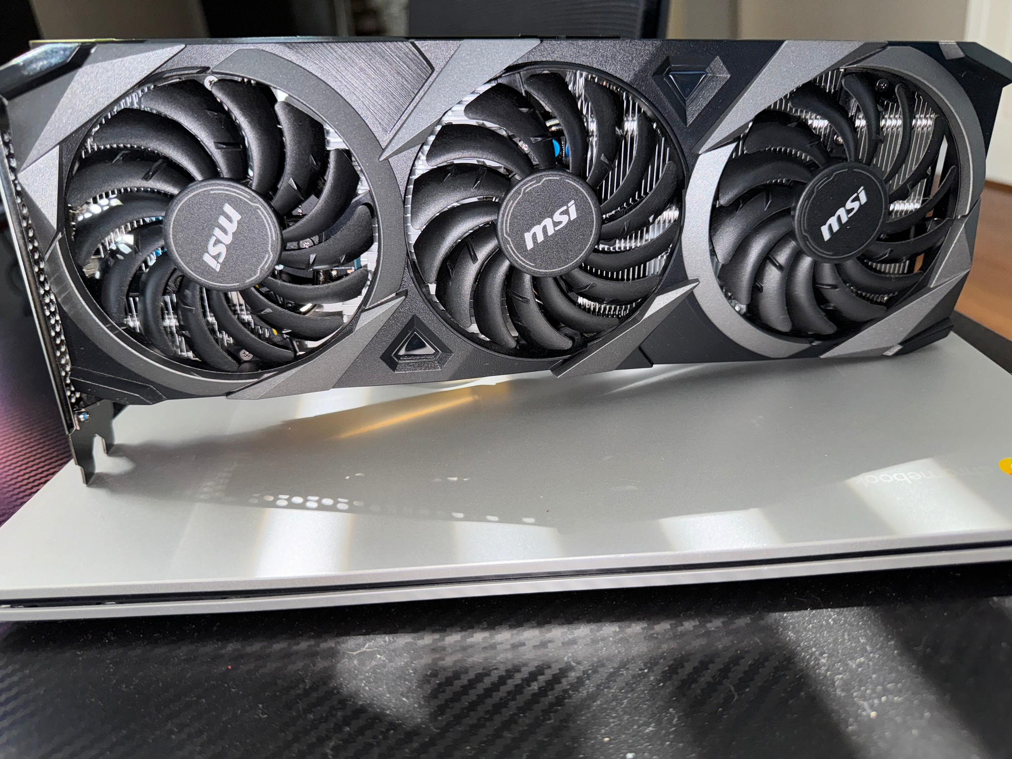 MSI GeForce RTX 3060 12gb (overclocked)