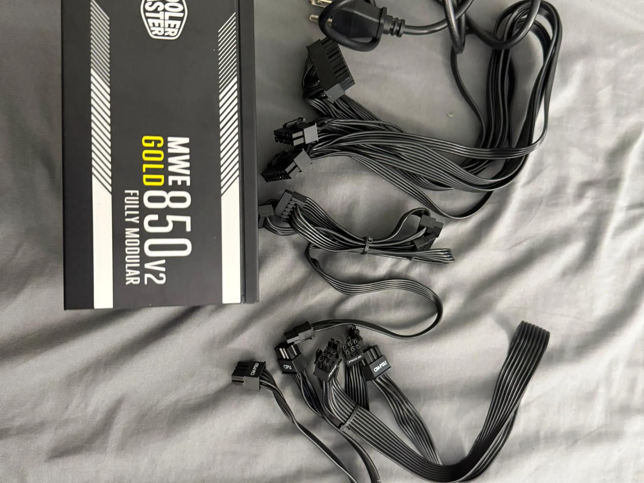 Cooler Master MWE Gold 850 V2 Full Modular, 850W, 80+ Gold Efficiency PSU