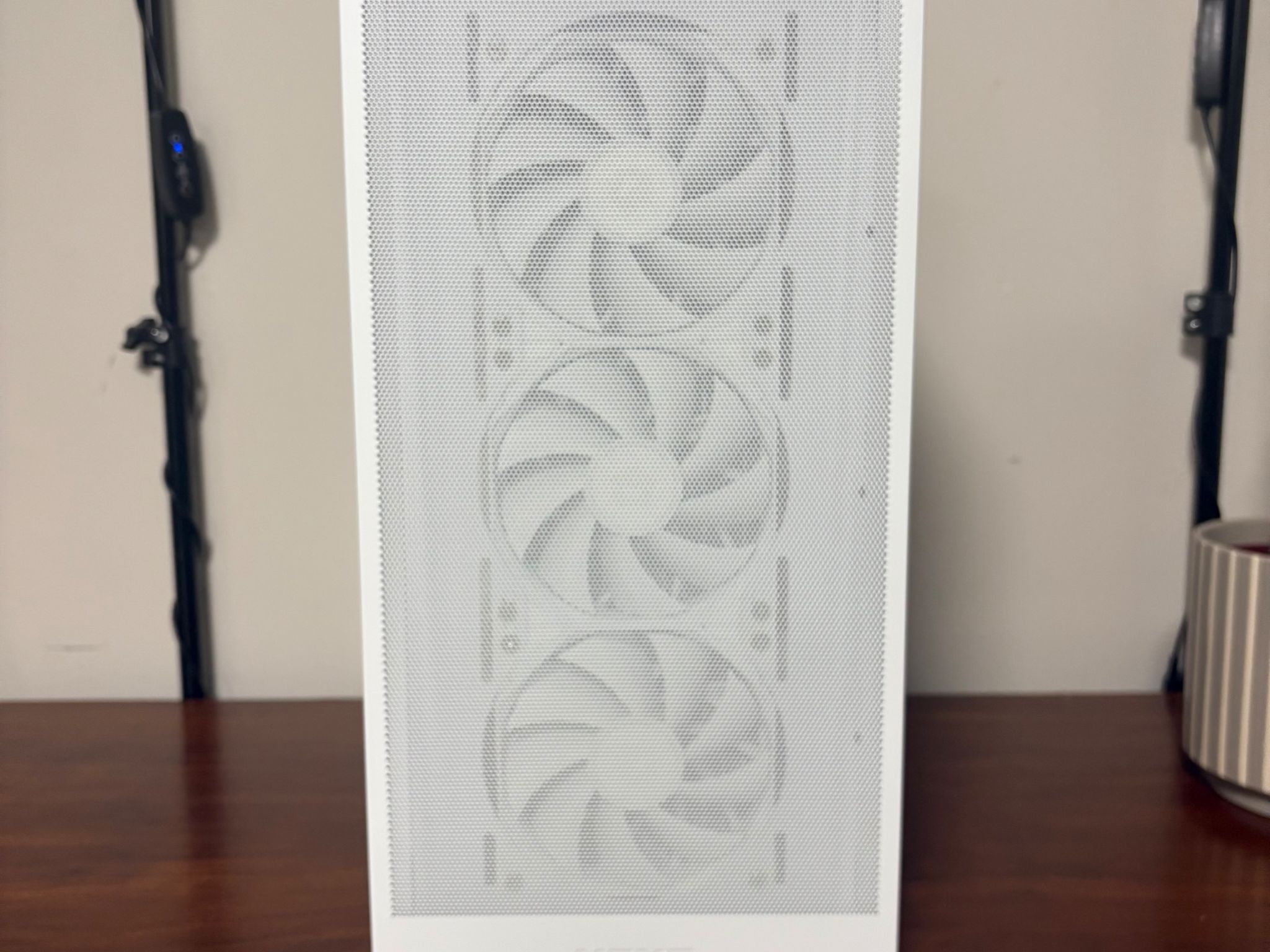 RTX 5070TI | Ryzen 5 7600X3D | 32GB DDR5 | 2TB SSD | 850W PSU | 360MM AIO | 5x 120mm Fan | NZXT H5