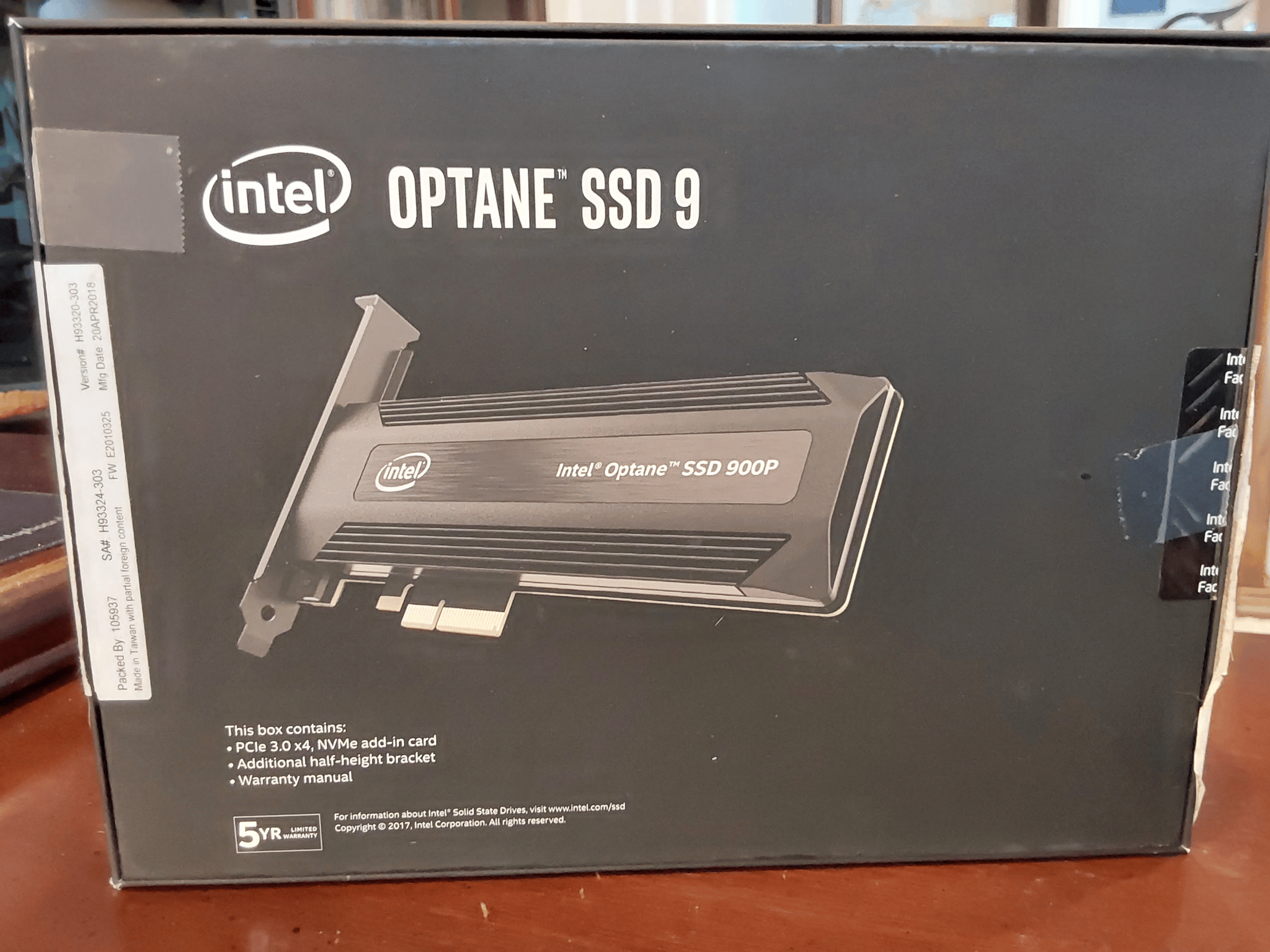 NEW Intel Optane SSD 900P (480GB, AIC PCIe 3.0 x4, 20nm, 3D XPoint)