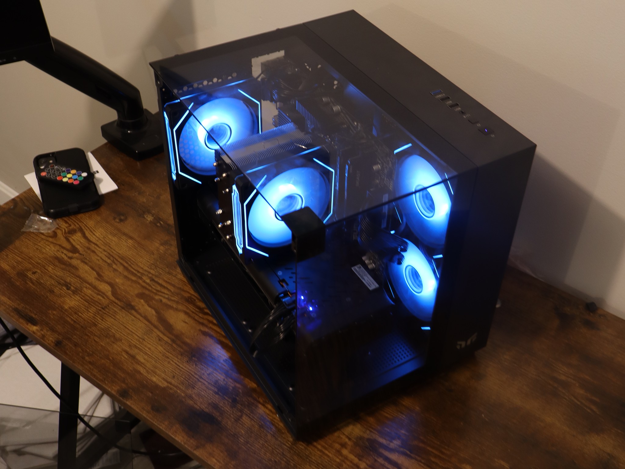 Gaming Pc | RX 5700XT | i5-10400 | 16gb 3200mhz | 512gb ssd | windows 11 + wifi