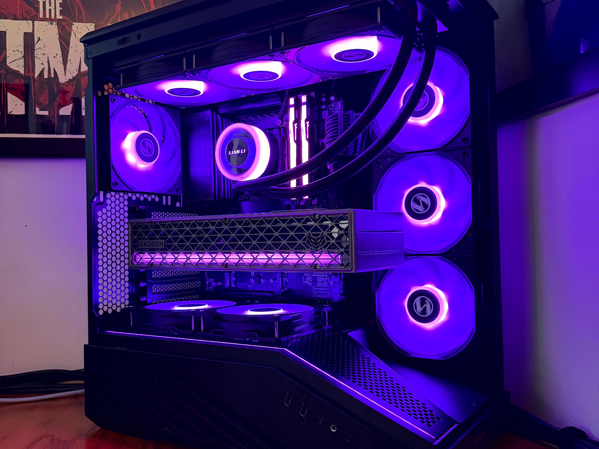 Dark Singularity II - RX 9070 XT | Ryzen 7 9800x3d | 32G @6000 MT/sec | 2TB NVME | 1000 W Platinum