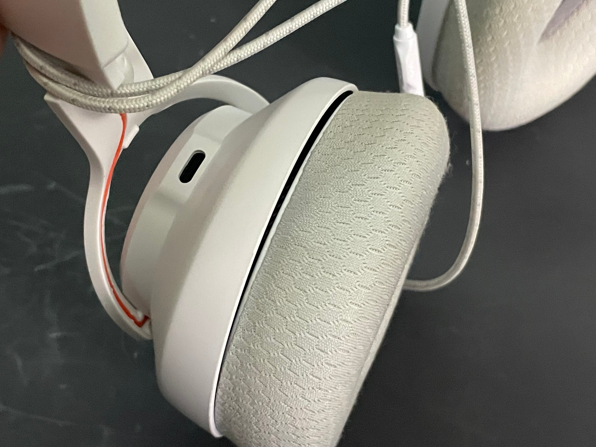 JBL Quantum 100 Headphones - White | Free Shipping