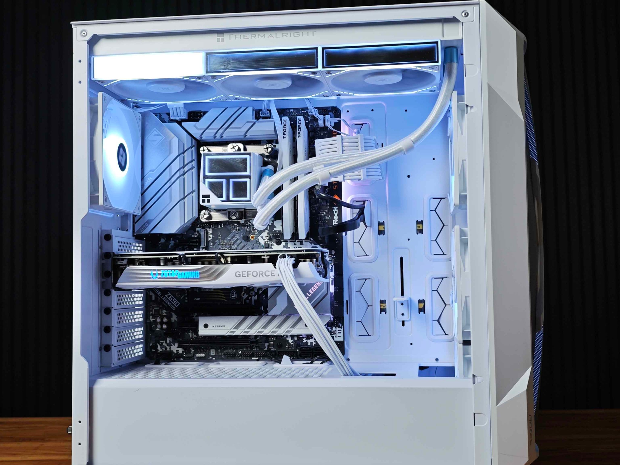 1440p Mid Range All White Gaming PC - Core i5 13600K - RTX 4070 Super