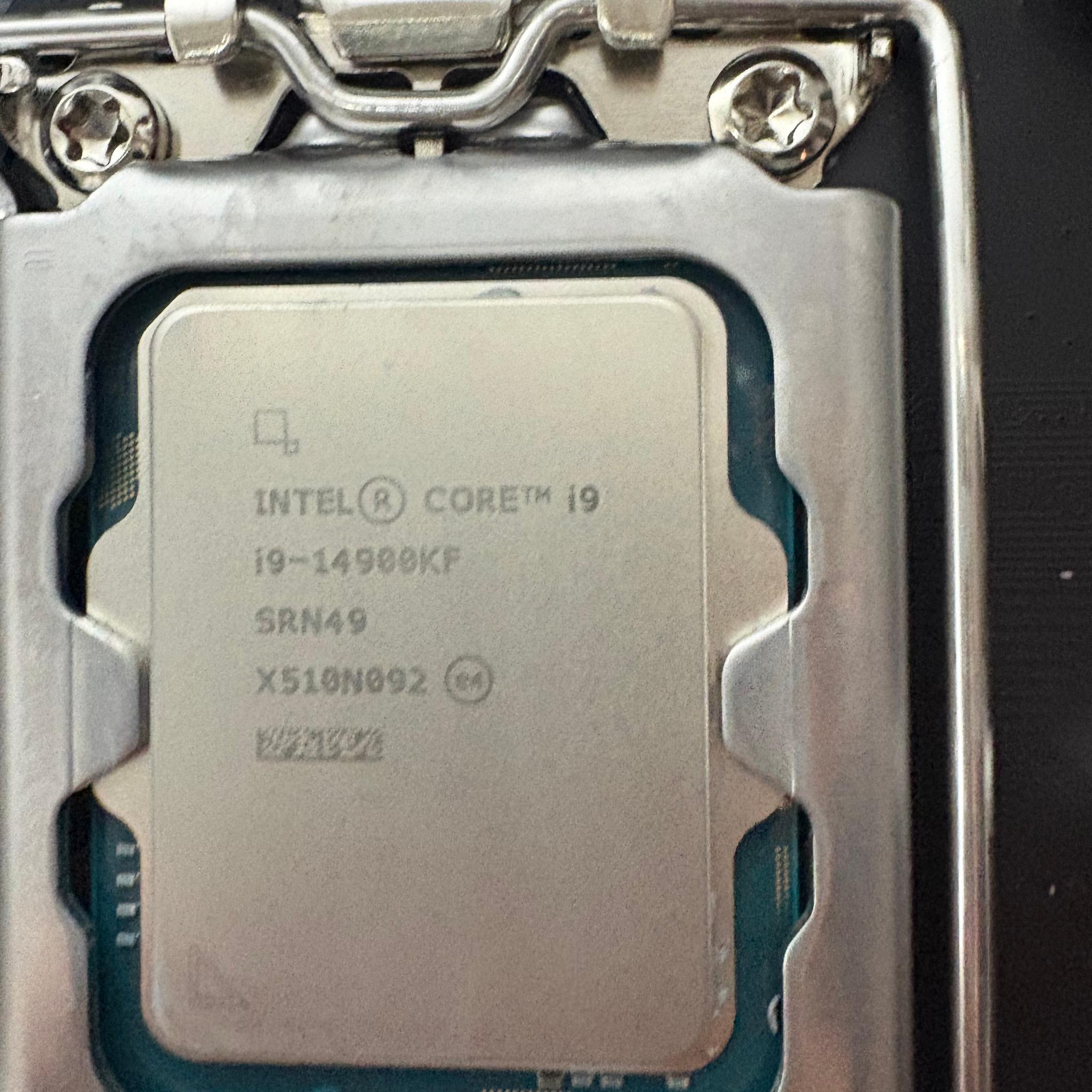 Intel High End Bundle - Z790 Pro Motherboard, i9 14900KF