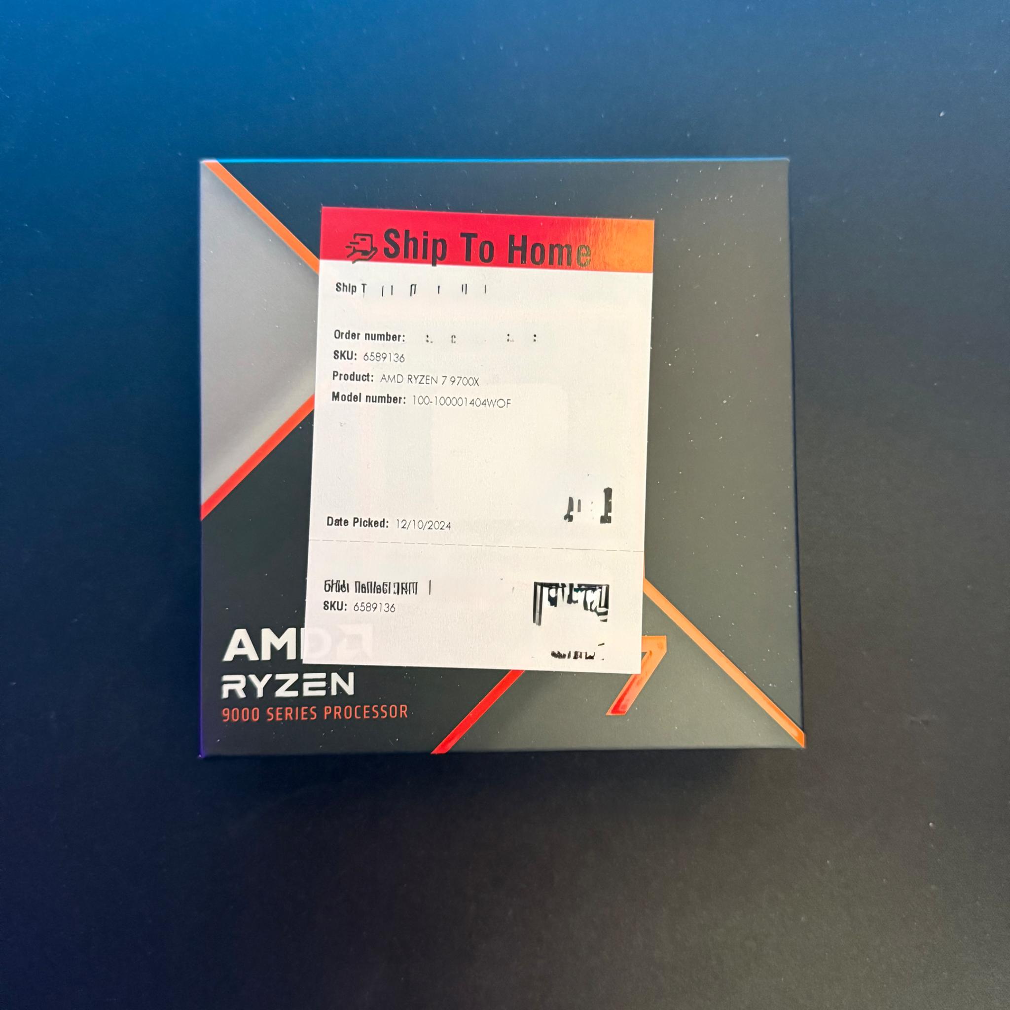 BNIB AMD Ryzen 7 9700x
