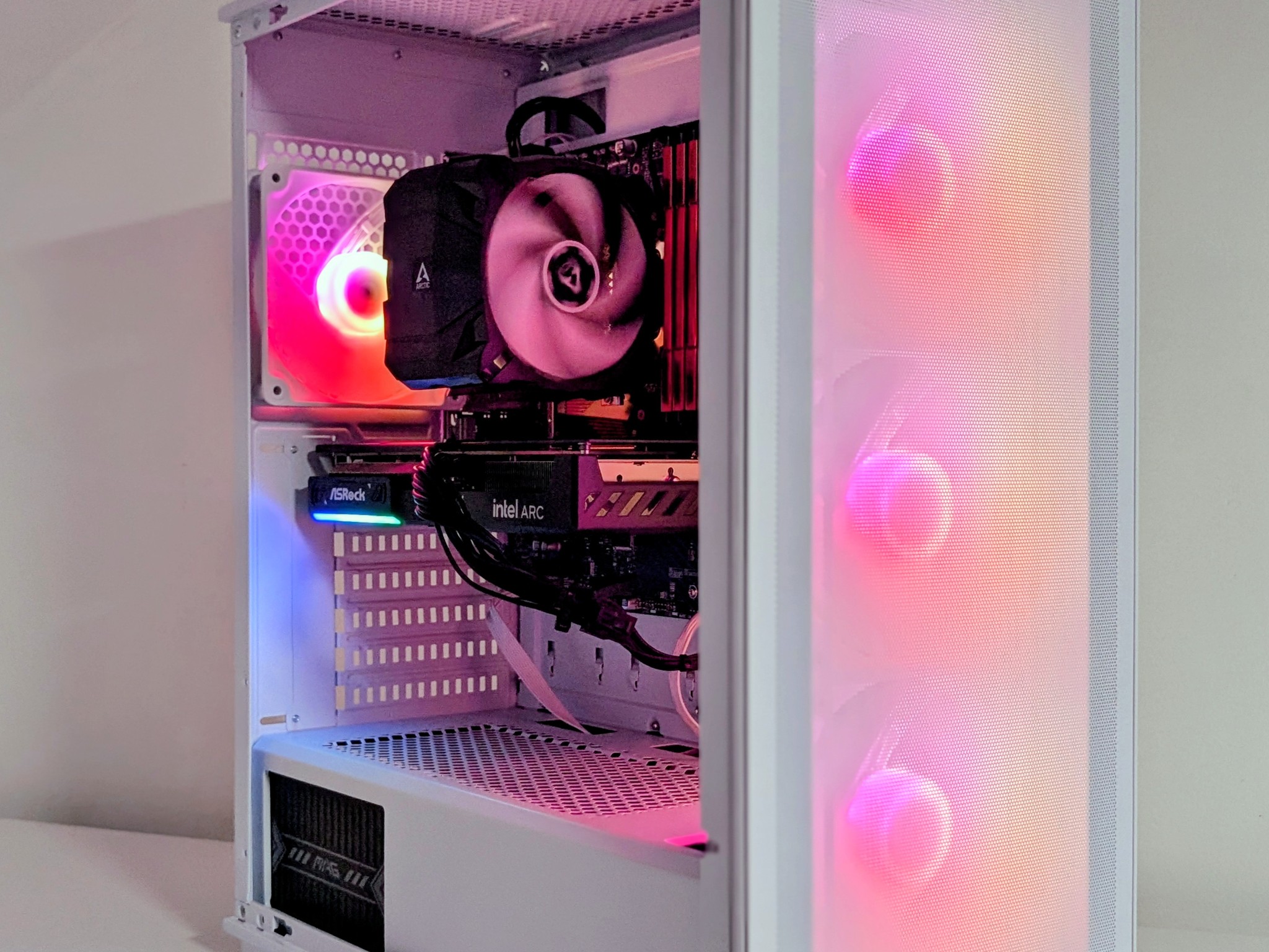 White Budget Gaming PC | Intel i3-12100F | Arc B570 10GB | 32GB RAM | 1TB NVMe SSD | RGB
