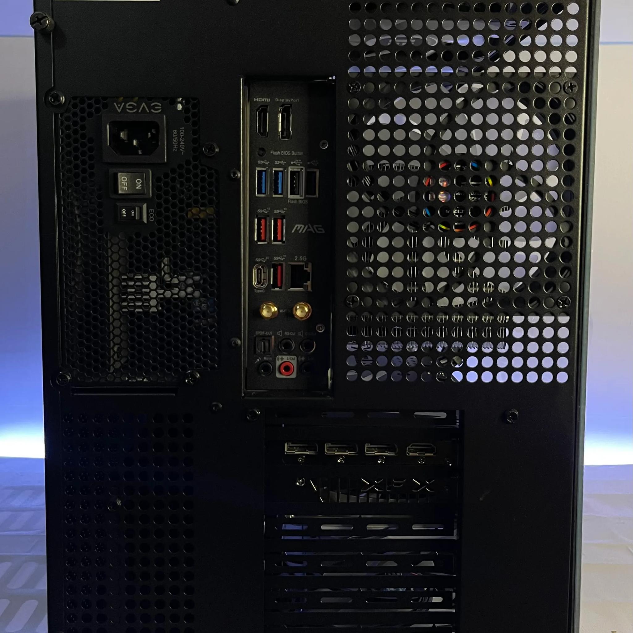 [HIGH END] 4K Streaming/Gaming PC (i7-12700K, 32GB DDR4, RX 6800XT 16GB, 1TB GEN 4 NVME)