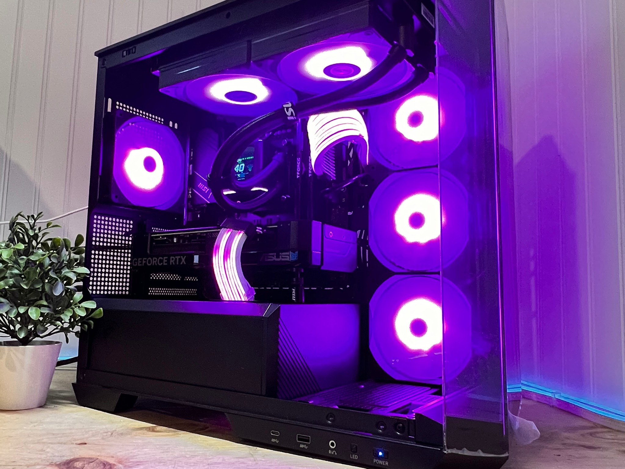 RGB is king price to performance 7700/4070/32gig ddr5/2tb nvme listing has changed to pny 4070