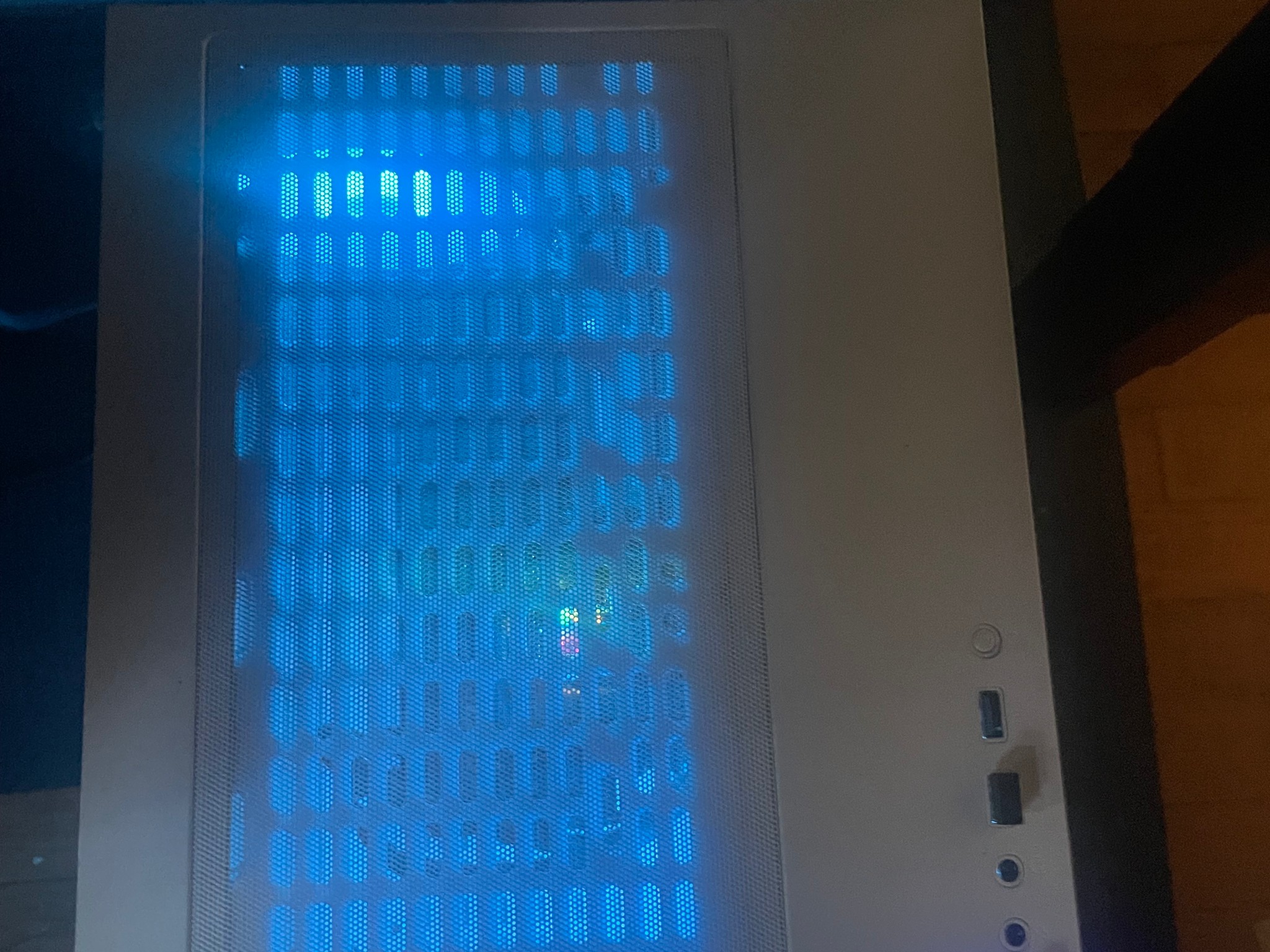 Ryzen 5 5600x Nvidia 2080 Ti 32GB RAM 1TB NVME - White RGB Build
