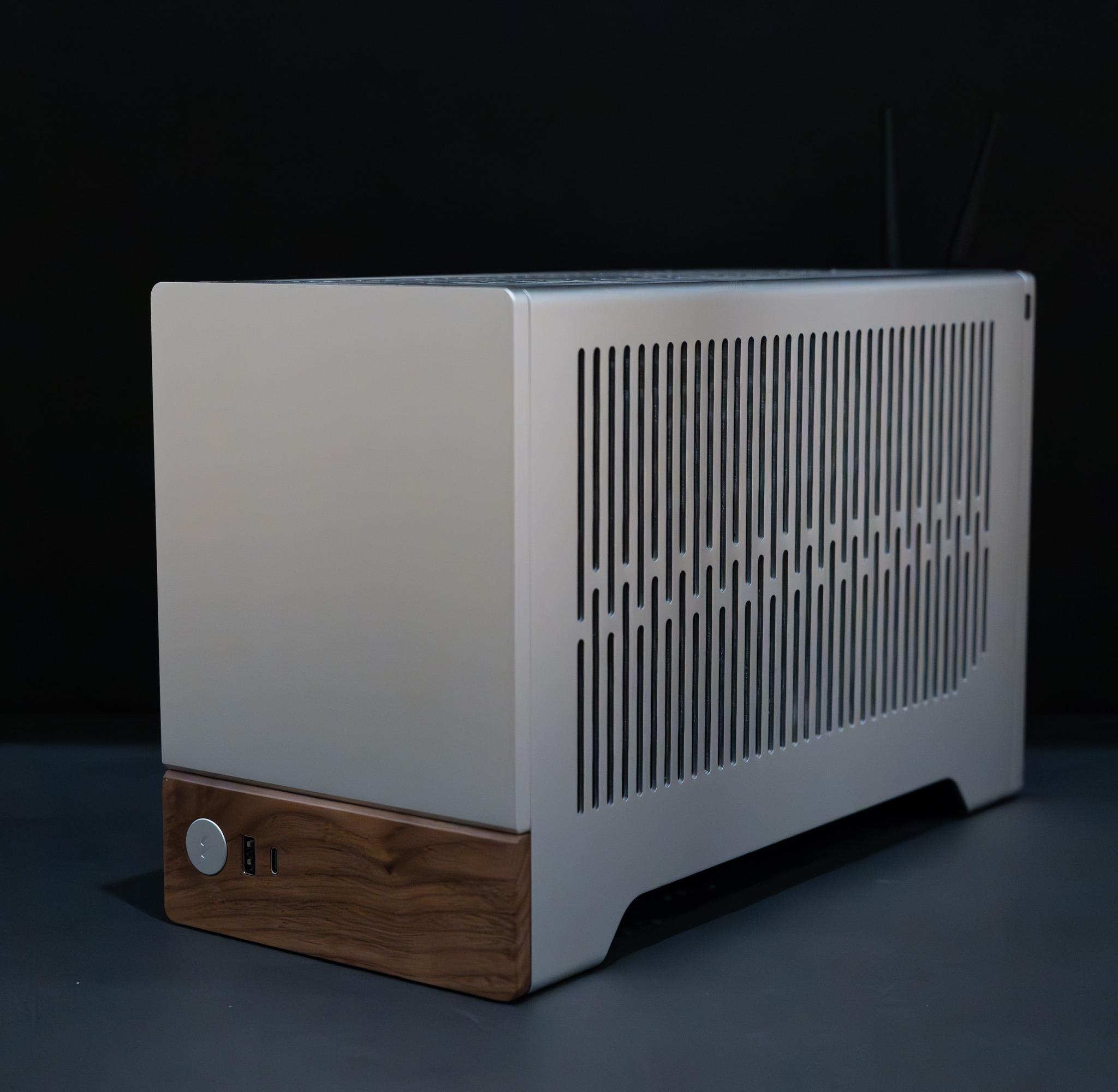 RTX 3080, i5 12600kf, 2TB NVME, 32gb RAM, High-end ITX Gaming PC