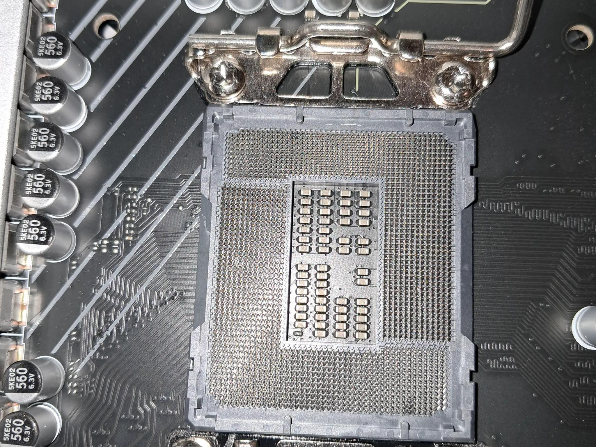 MSI PRO Z790-A MAX WiFi ProSeries Motherboard (Supports 12th/13th/14th Gen Intel Processors)