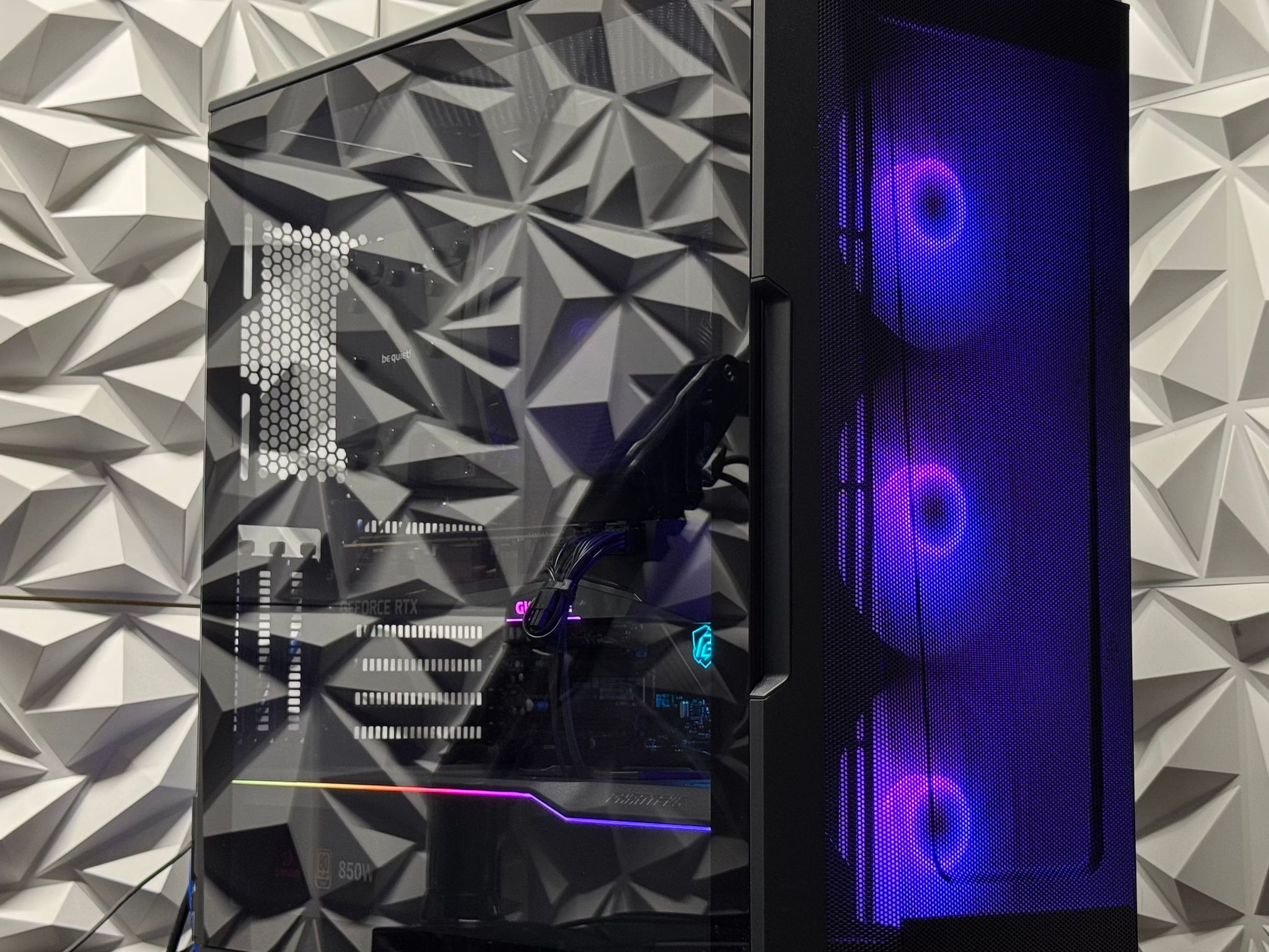 RTX 3070 / Ryzen 7 5800x / 32GB DDR4 Ram / 1TB Samsung SSD / Gaming pc / streaming pc / creator pc