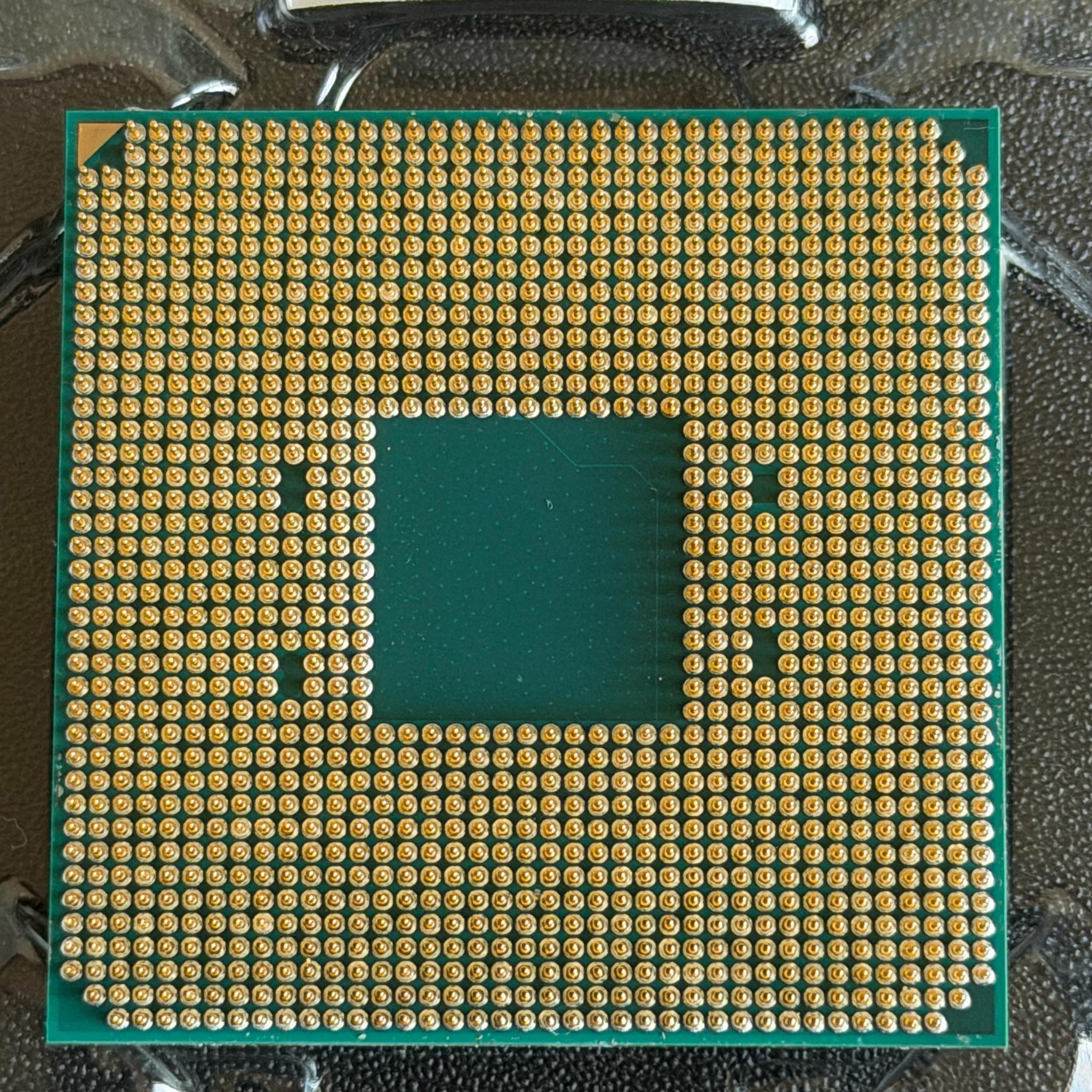 AMD Ryzen 7 2700X