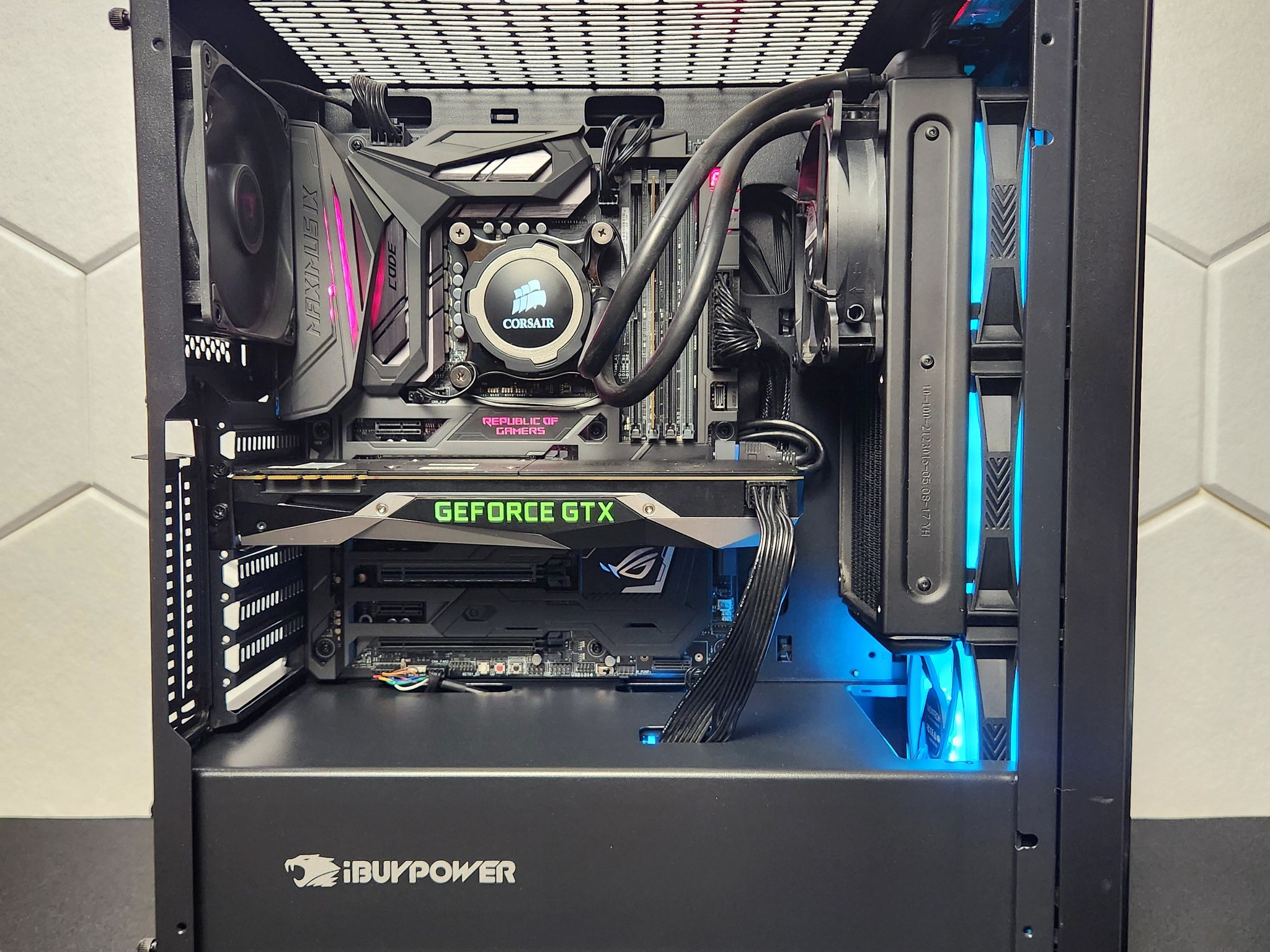 GTX 1080 | Intel I7-7700K | 16GB DDR4 | 512GB SSD | Windows 11 | WIFI+BT "Maximus"