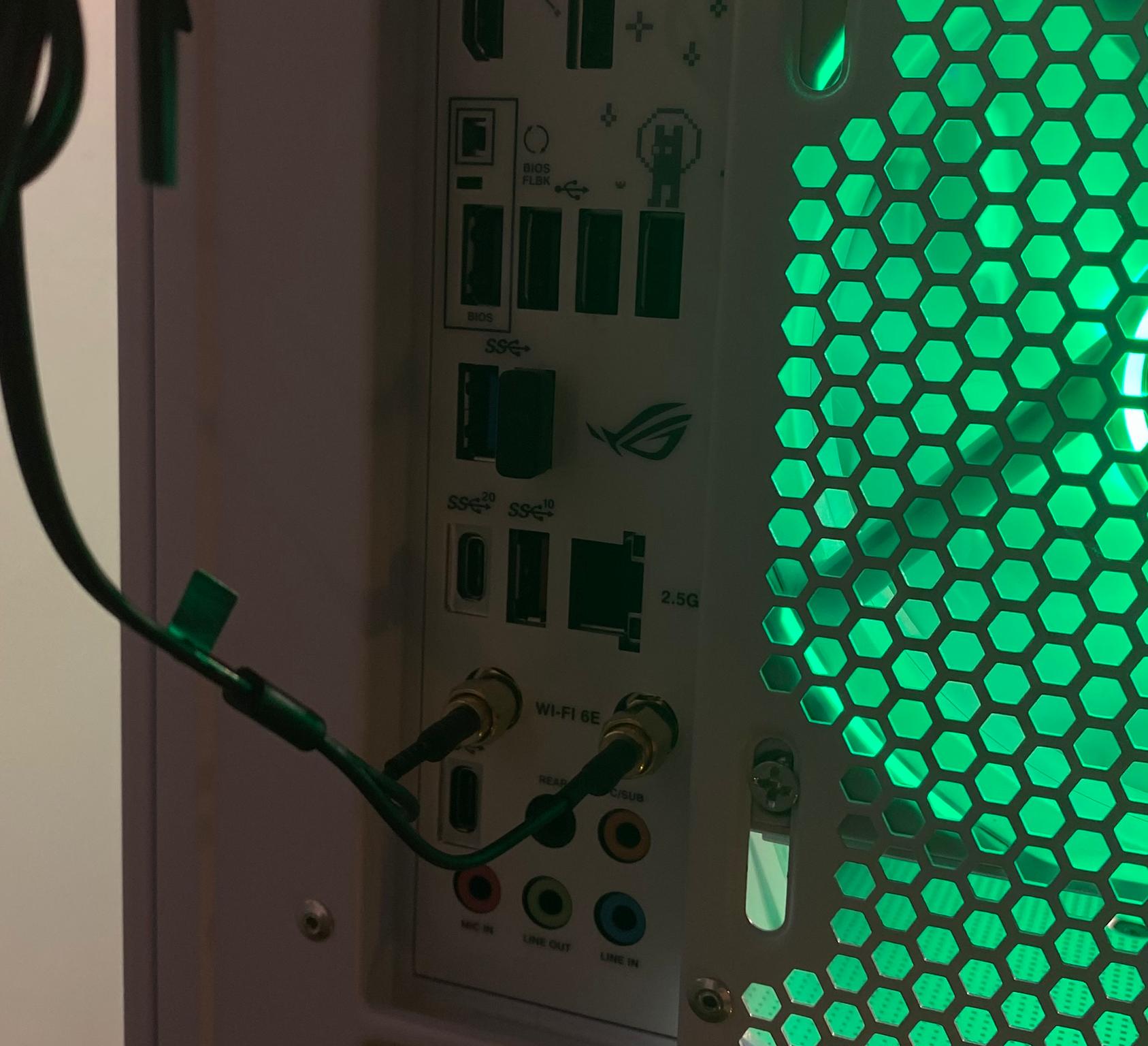 Manganese II i7 13700k, RTX 3080 Ti, 32GB DDR5 7200 2TB NVME