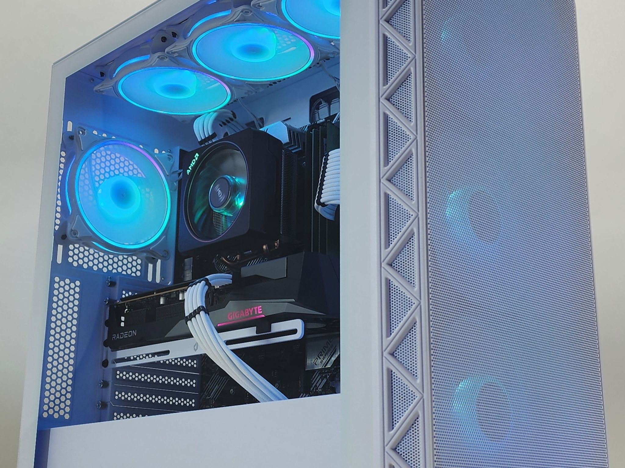 Gaming PC Ryzen 5 5500 16GB RAM 1TB SSD RX 7600 8GB Windows 11 Computer