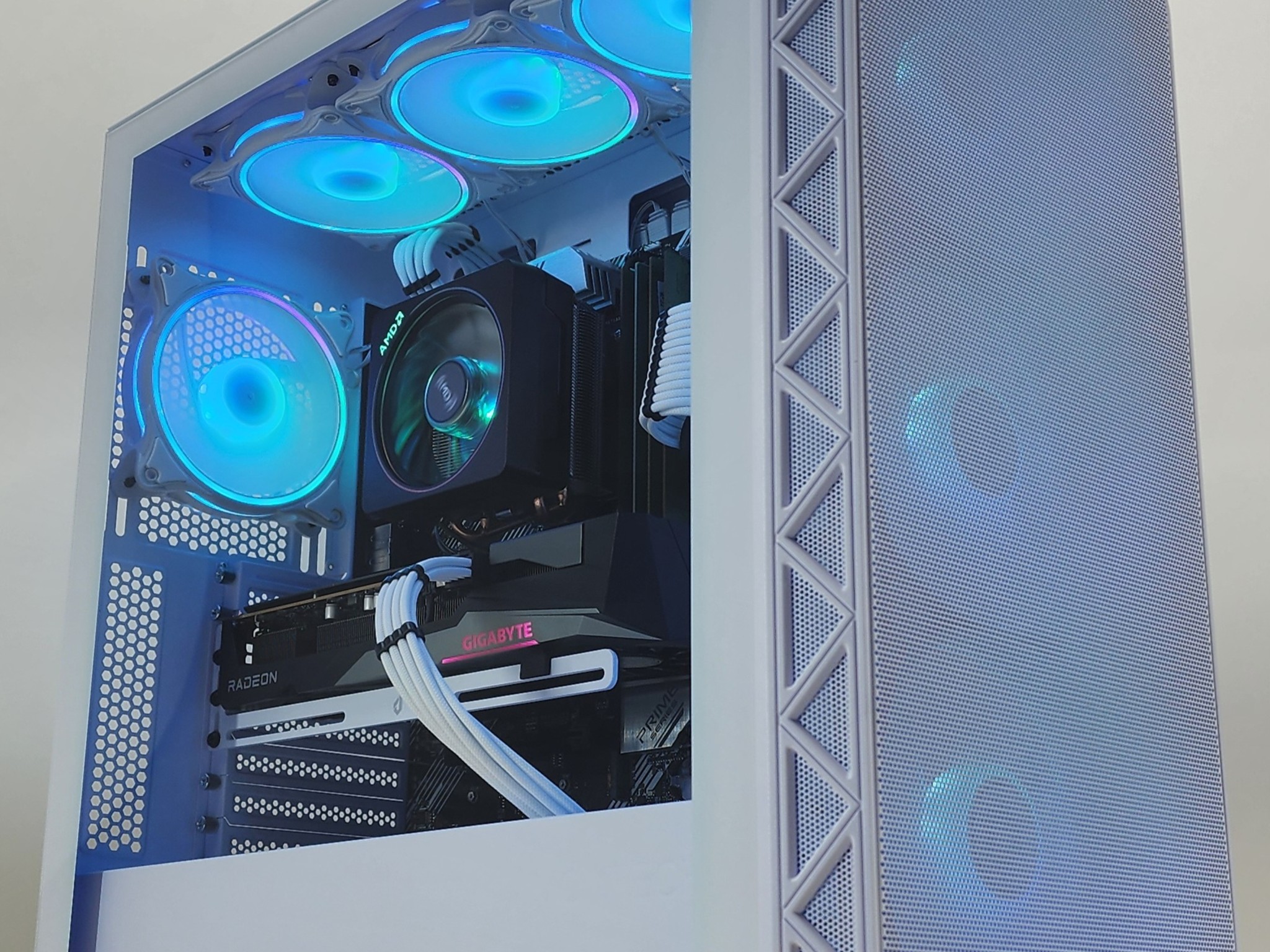 Gaming PC Ryzen 5 5500 16GB RAM 1TB SSD RX 7600 8GB Windows 11 Computer