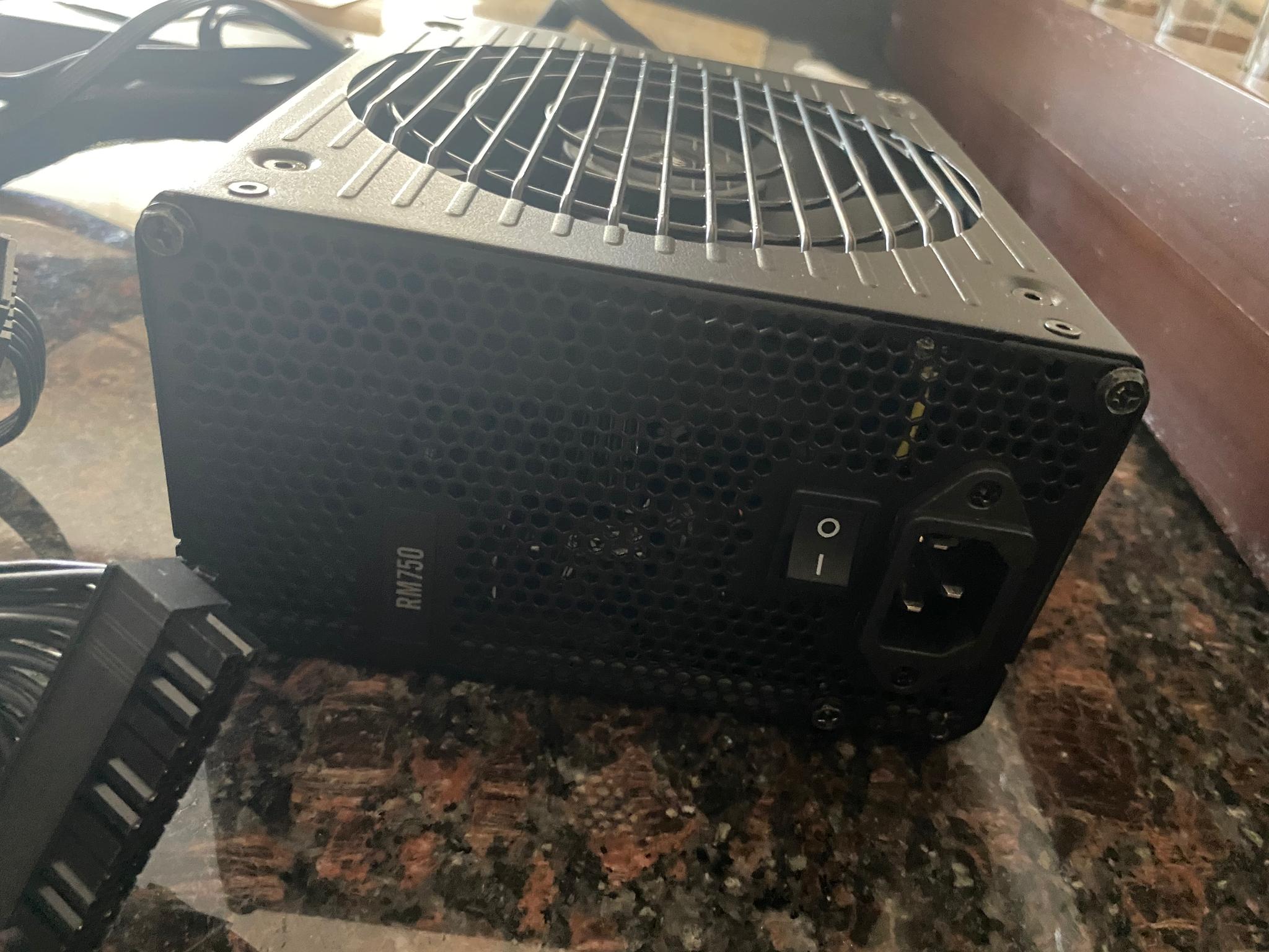 Corsair RM750 750W 80 PLUS Fully Modular PSU. TESTED. Only Used Once