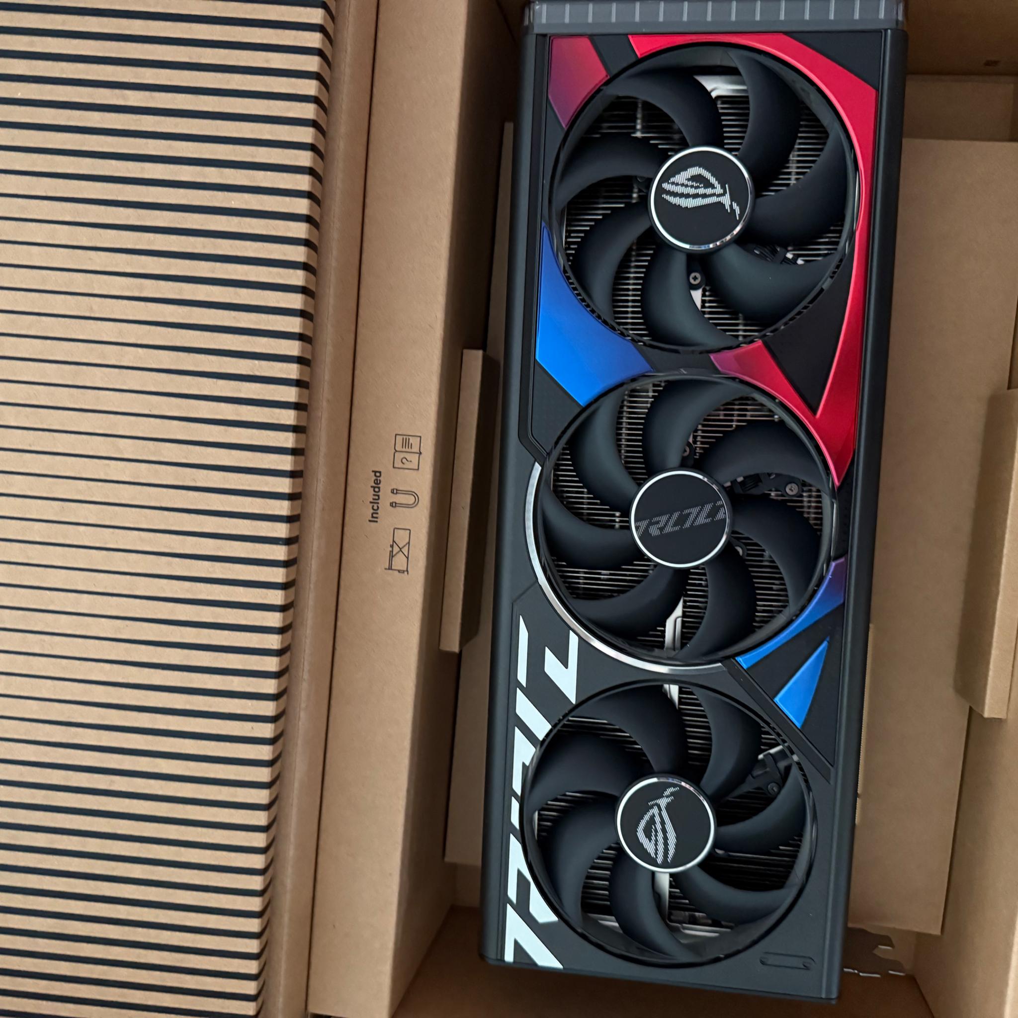4090 strix
