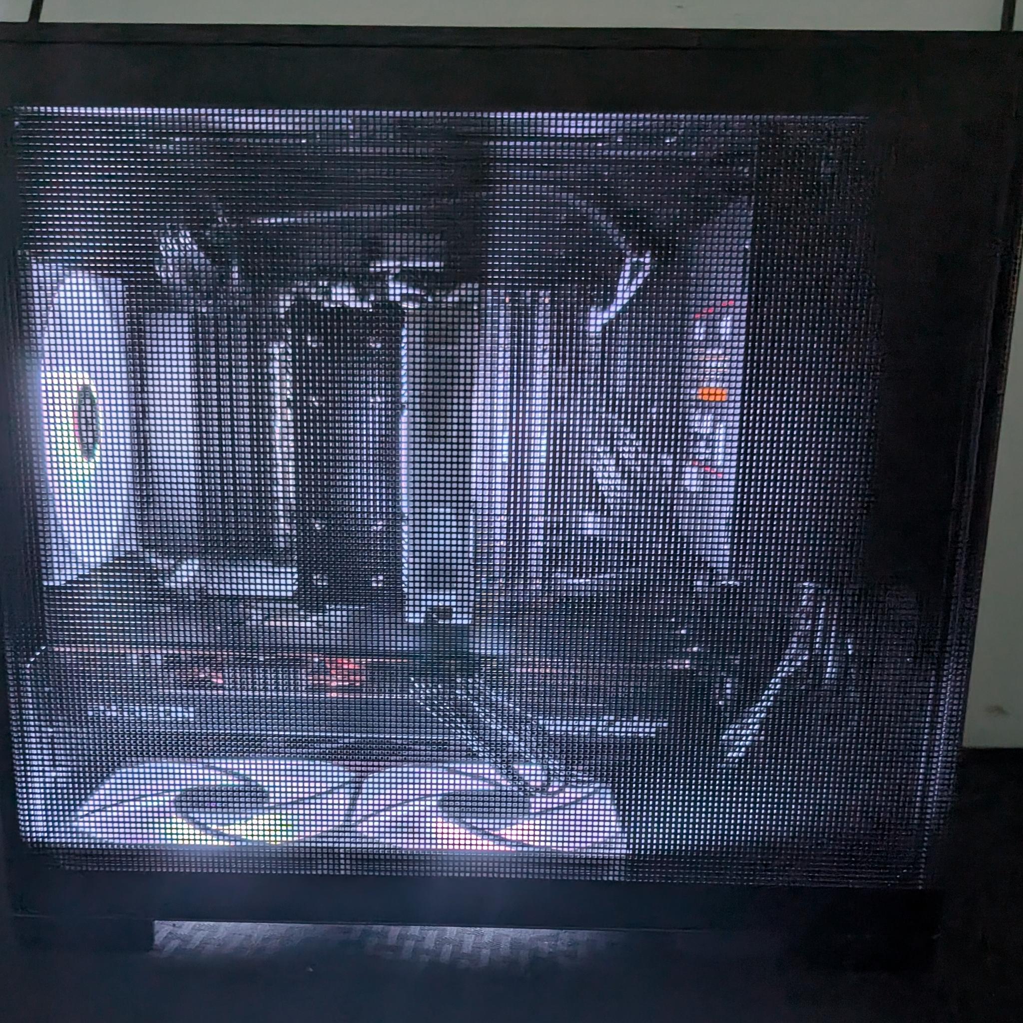 SFF Gaming PC RX 9070 GRE-Ryzen 5 7500x3d-16GB DDR5 6000-1 TB NVME mostly new