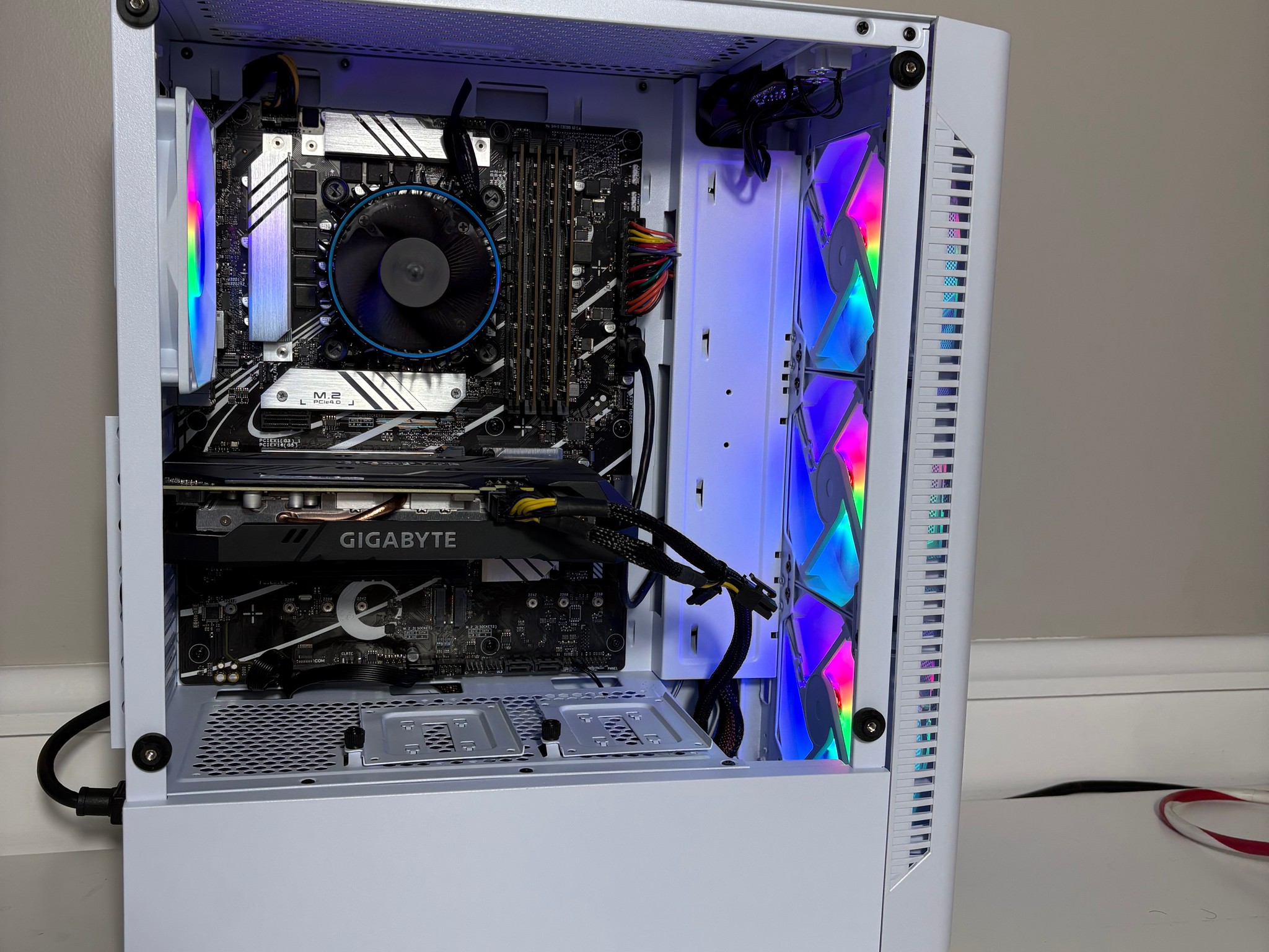 Clean White Gaming PC - Nvidia RTX 2060 6GB, Intel Core i3 13100F, 16GB, 500GB SSD by EXT PCs