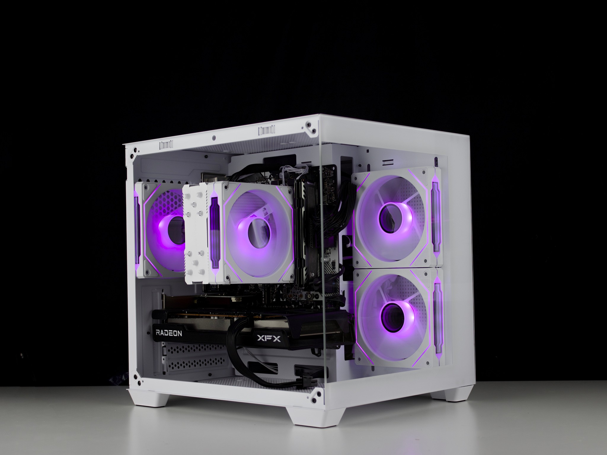 🧊❄️🧊 White Gaming PC – RX 6600, Ryzen 5 3600, 16GB RAM, 512GB SSD - WiFi, BlueTooth