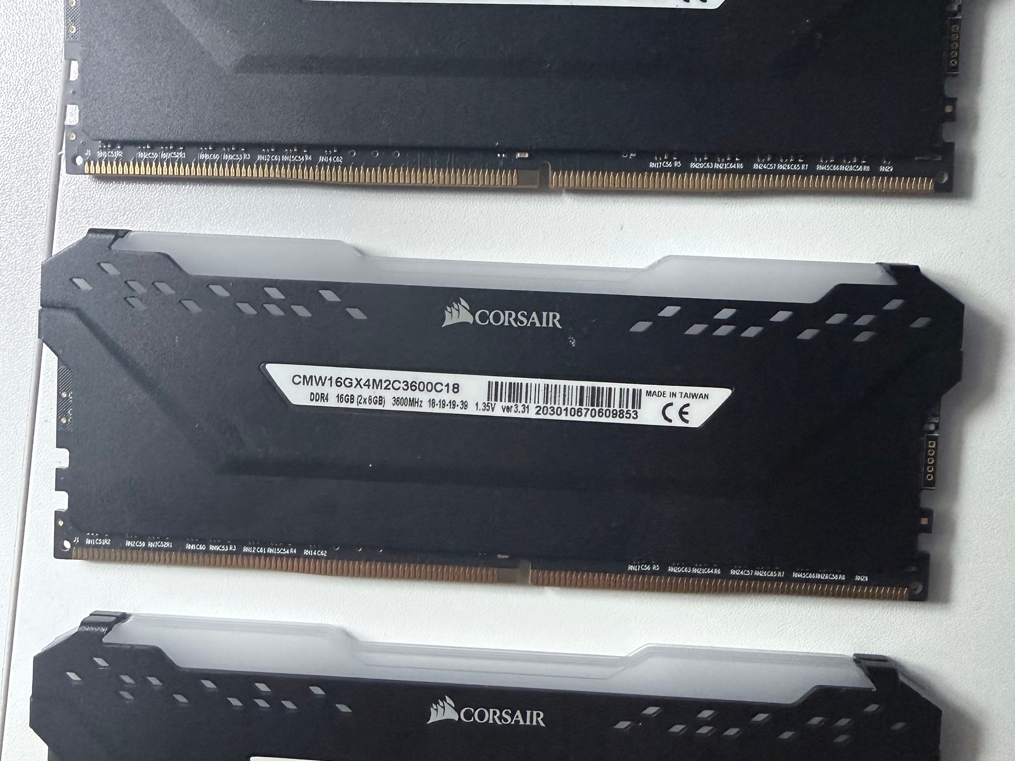 CORSAIR - VENGEANCE RGB PRO 24GB (3x8GB) DDR4 3200MHz C16 UDIMM Desktop Memory - Black