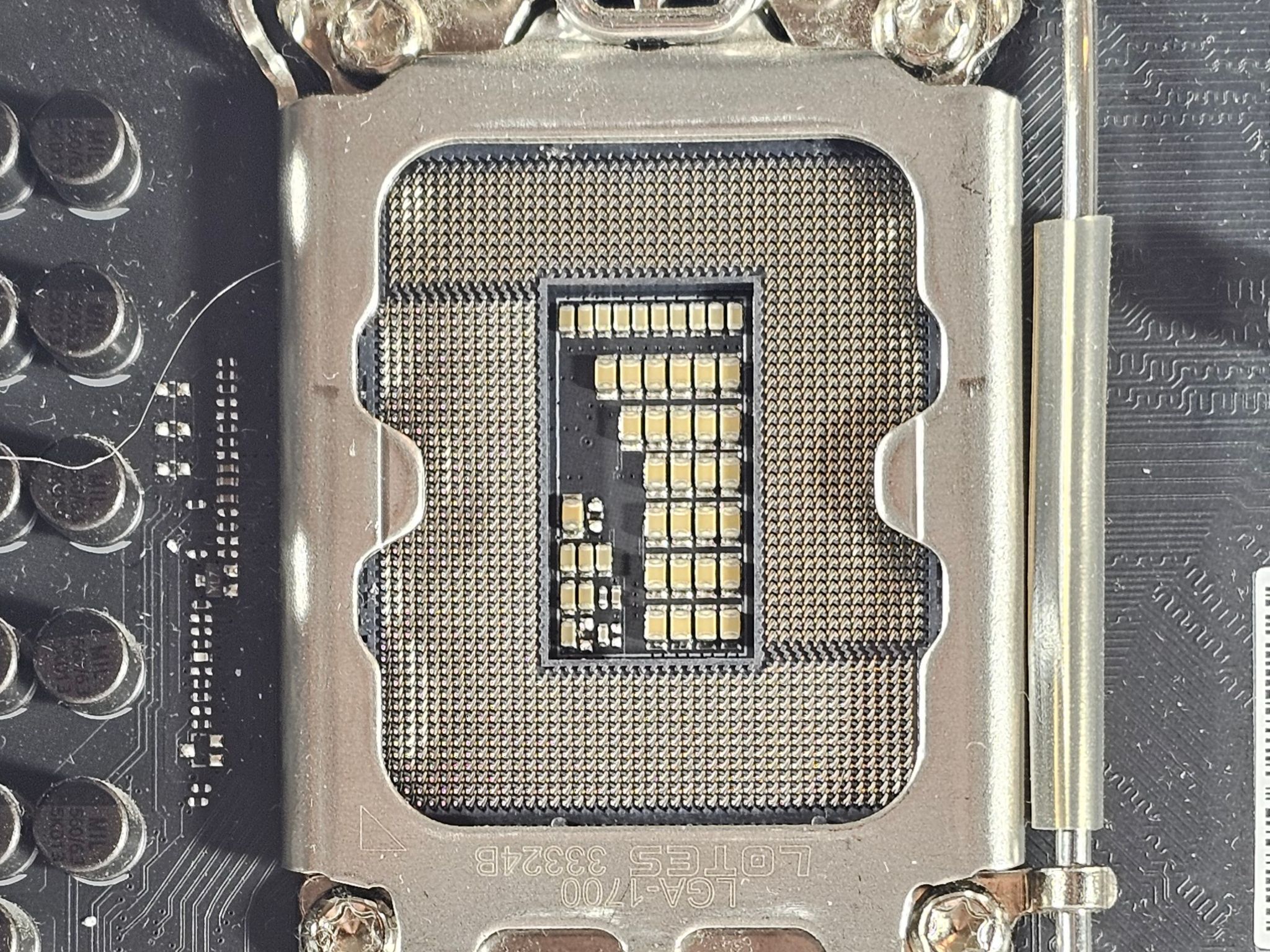 ASUS TUF Gaming Z790-PRO WiFi LGA 1700 DDR5 ATX Motherboard