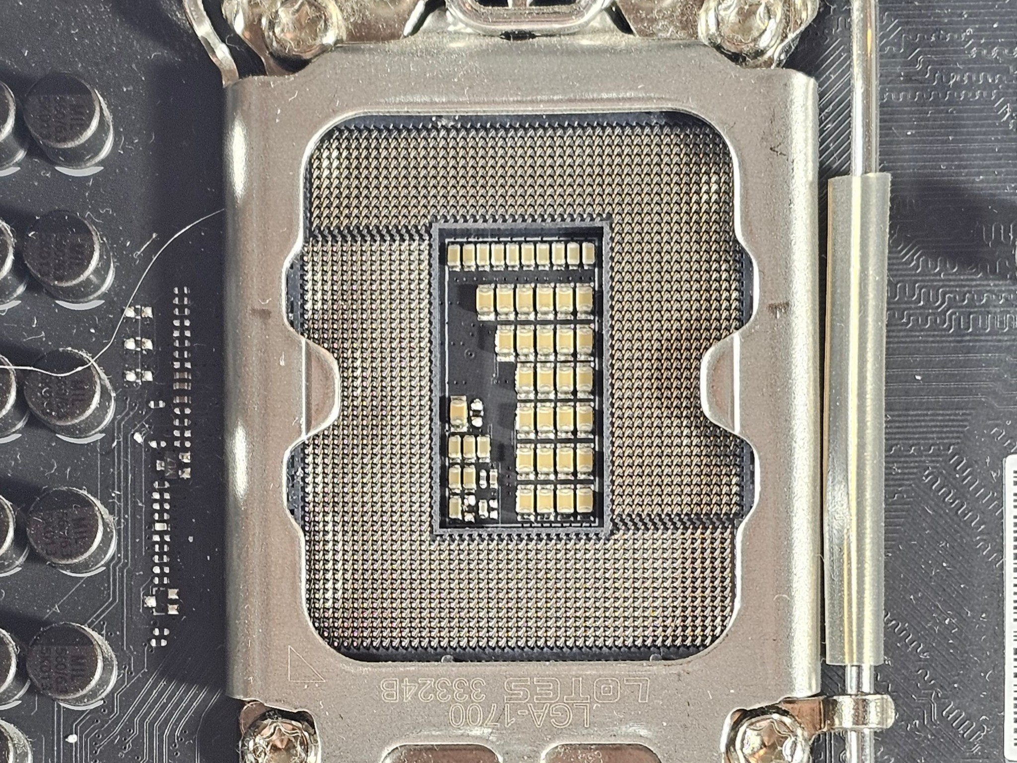 ASUS TUF Gaming Z790-PRO WiFi LGA 1700 DDR5 ATX Motherboard