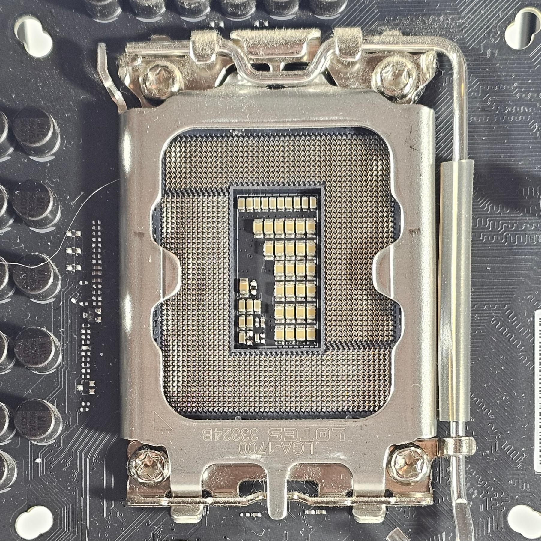 ASUS TUF Gaming Z790-PRO WiFi LGA 1700 DDR5 ATX Motherboard
