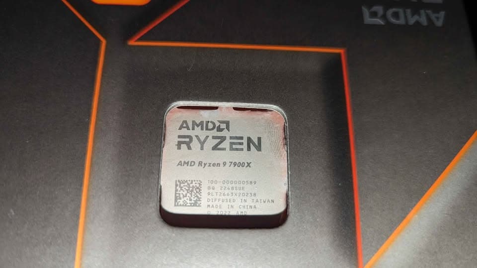 Ryzen 9 7900x