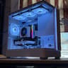 ❄️ White Phantom – Ryzen 7 2700X | White 1660 Ti | 1TB NVMe ❄️