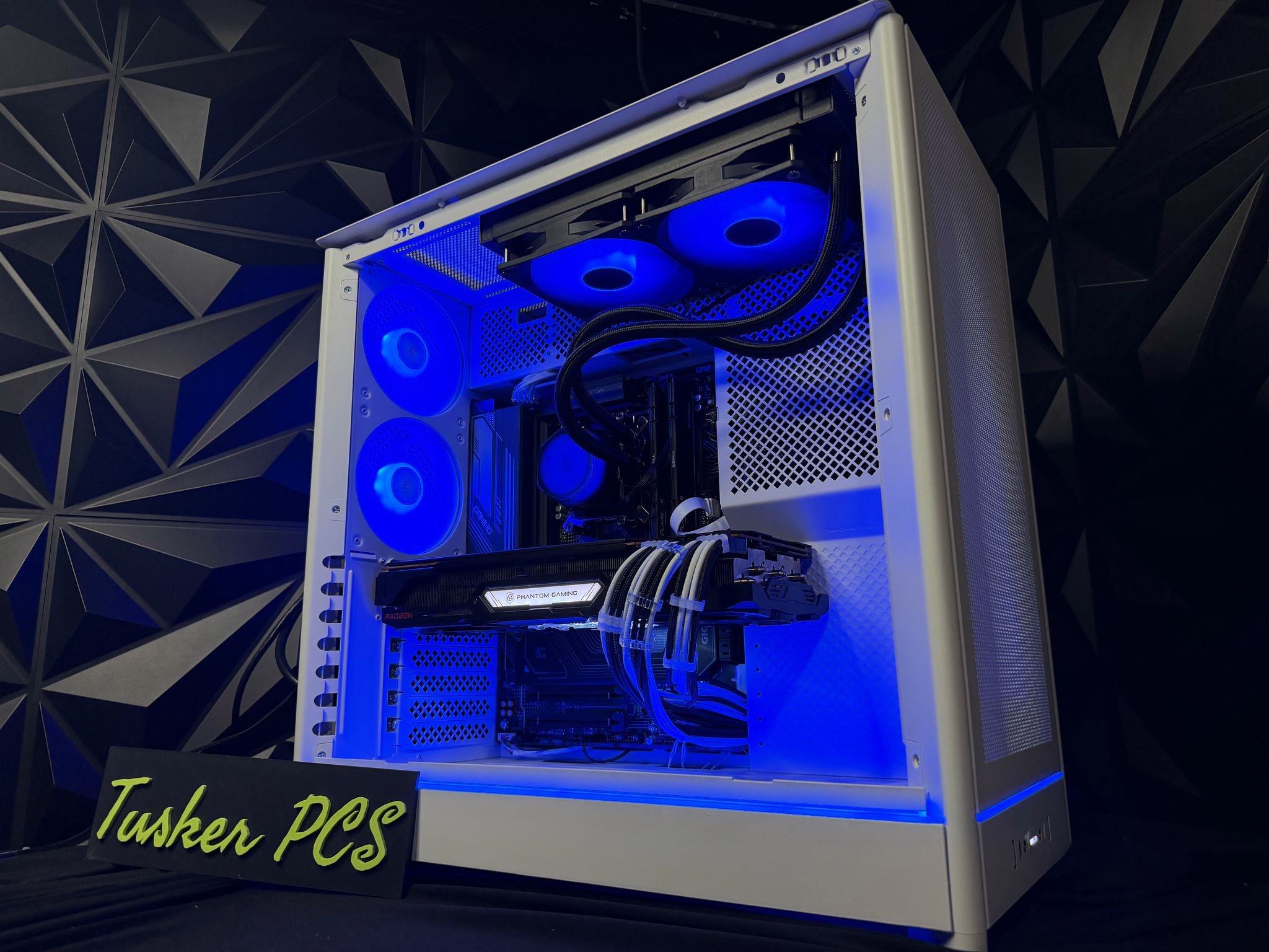 🌊🤍 White Ocean 🤍🌊 Ryzen 7 7700X| RX 6950XT| 32 GB DDR5| 1.5 TB NVMe| 850W PSU