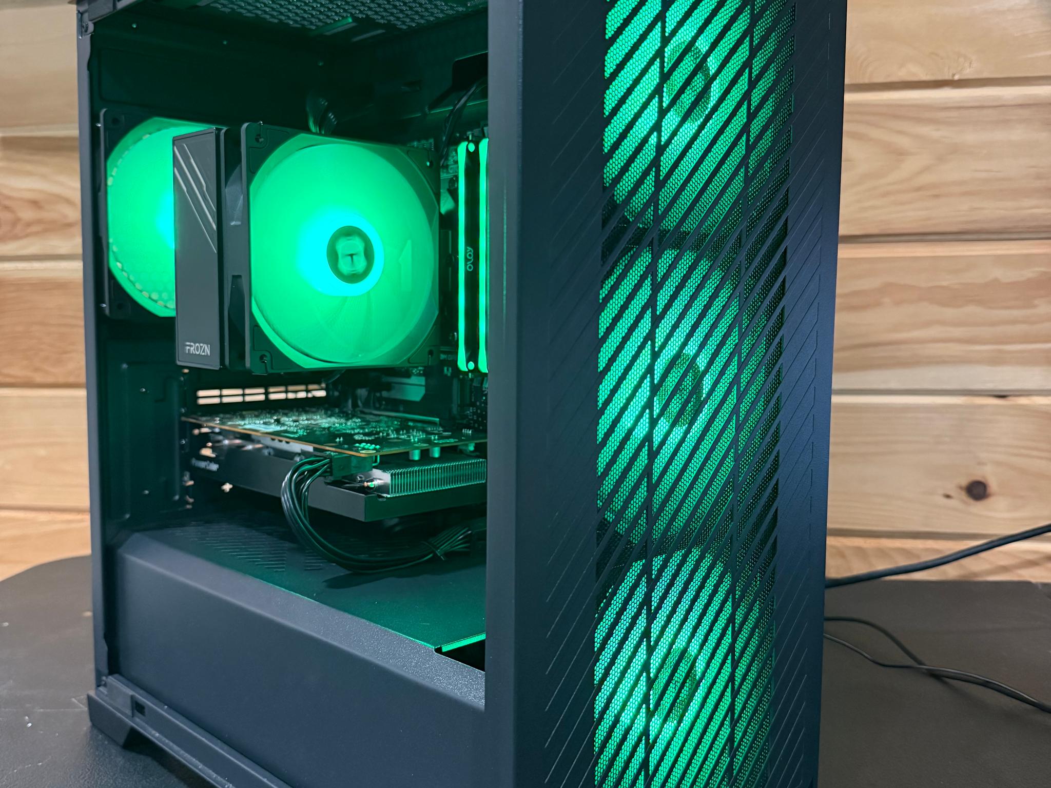 Ryzen 5 5500 | RX 6600 | 1TB SSD | 32GB of Ram