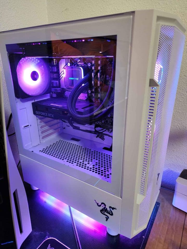 BLACK FRIDAY** Like NEW Skytech Archangel Gaming Pc