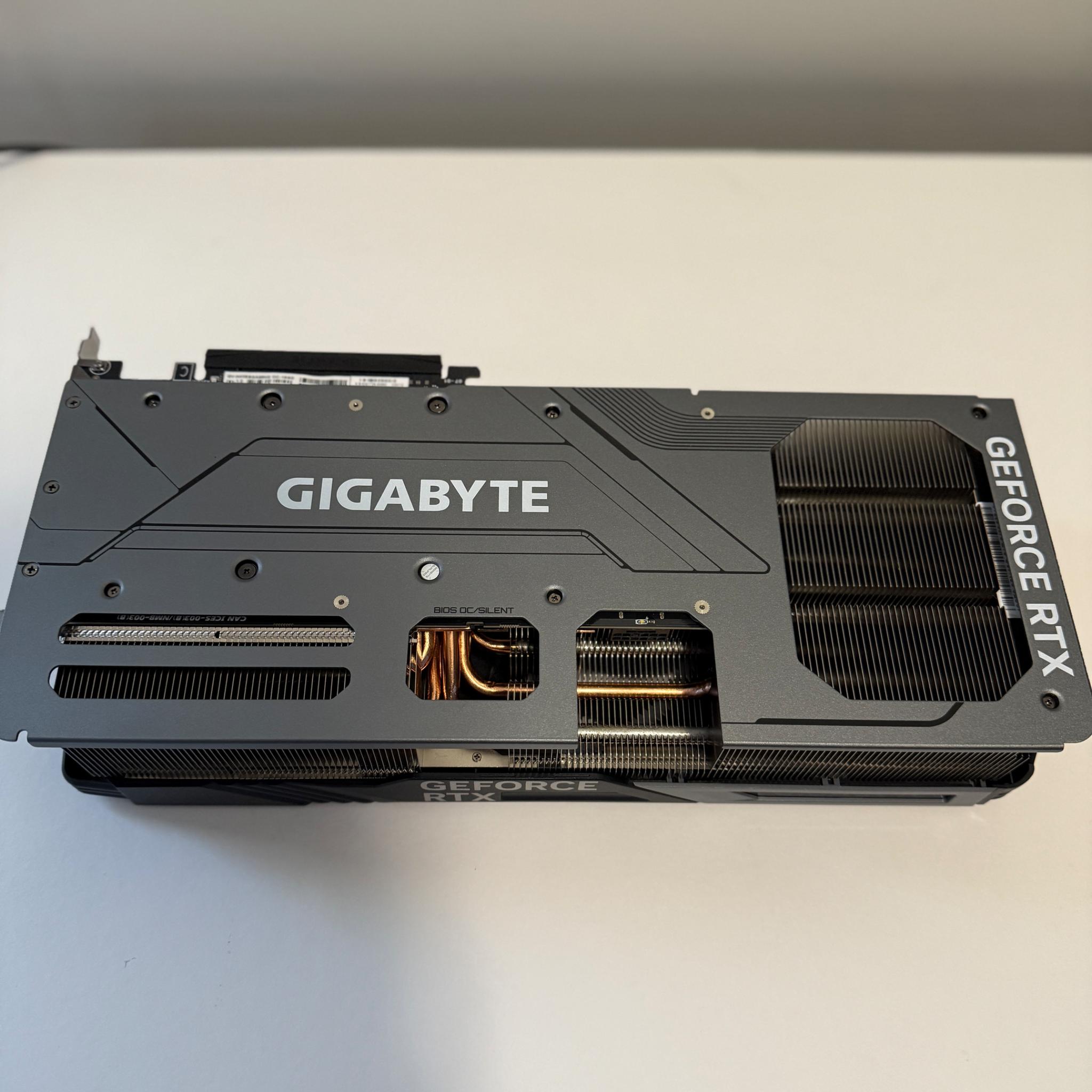 RTX 4080 Super - Gigabyte Gaming OC 16G