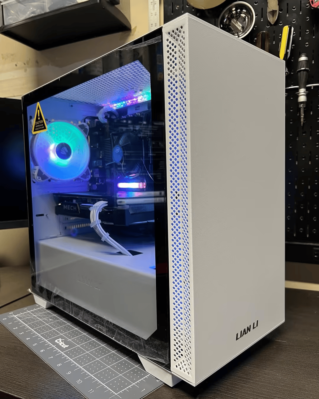Win 10 Gaming PC || Intel i5-10400 + RX 6600