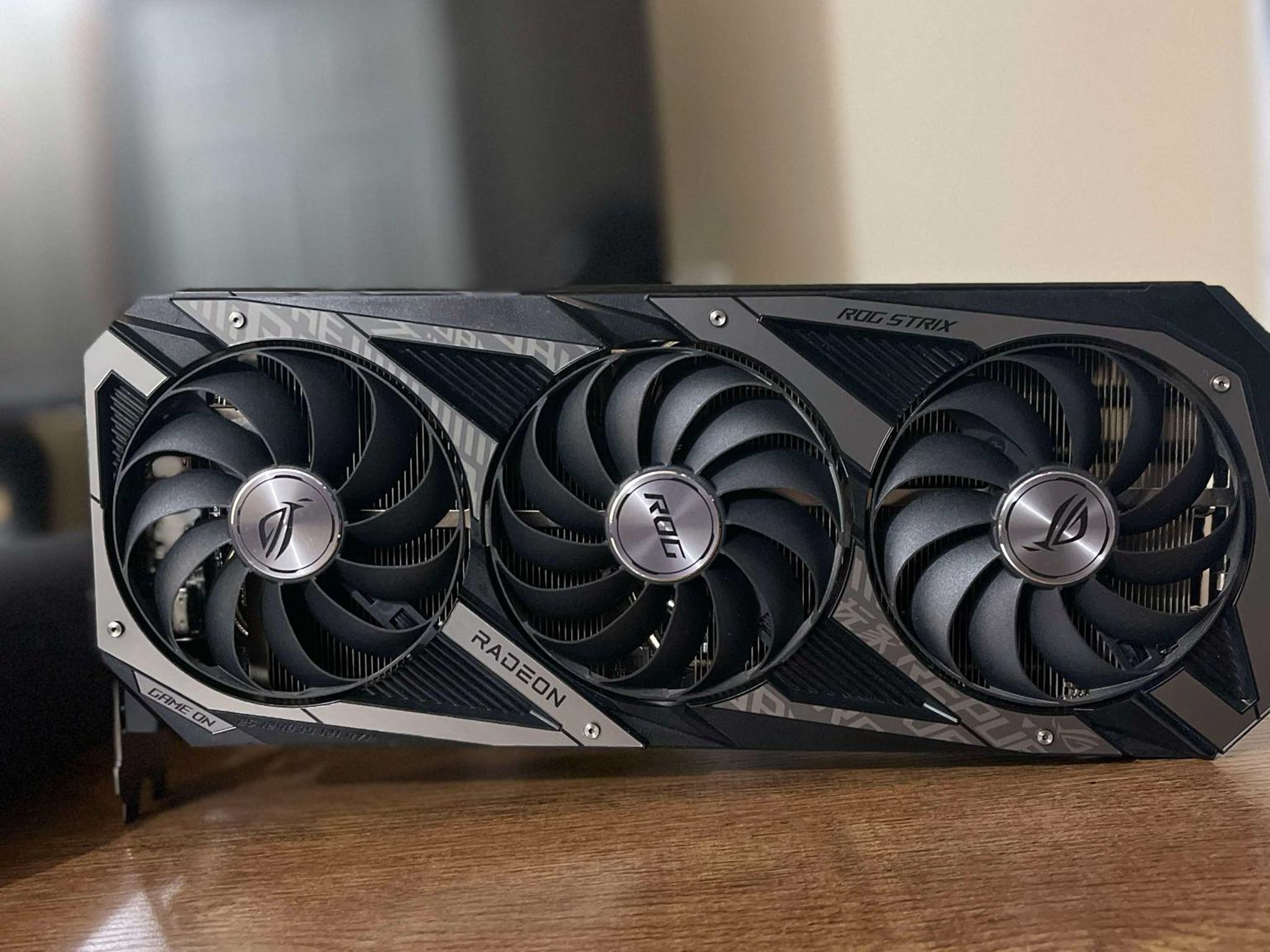 ASUS ROG Strix Radeon RX 6750 XT 12GB GDDR6 - Excellent Condition