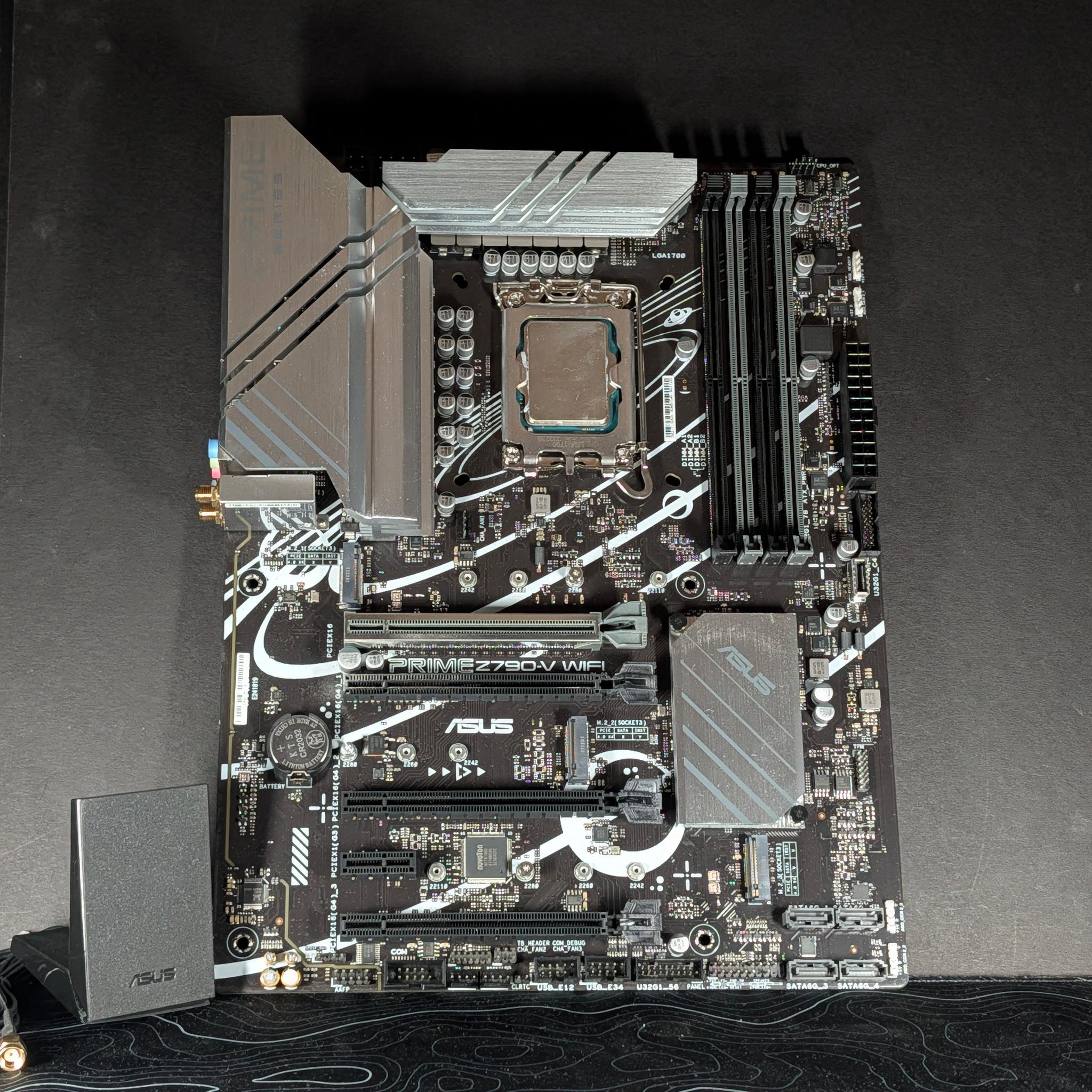 Intel Core i9-12900K / Asus Prime Z790-V Wifi Combo