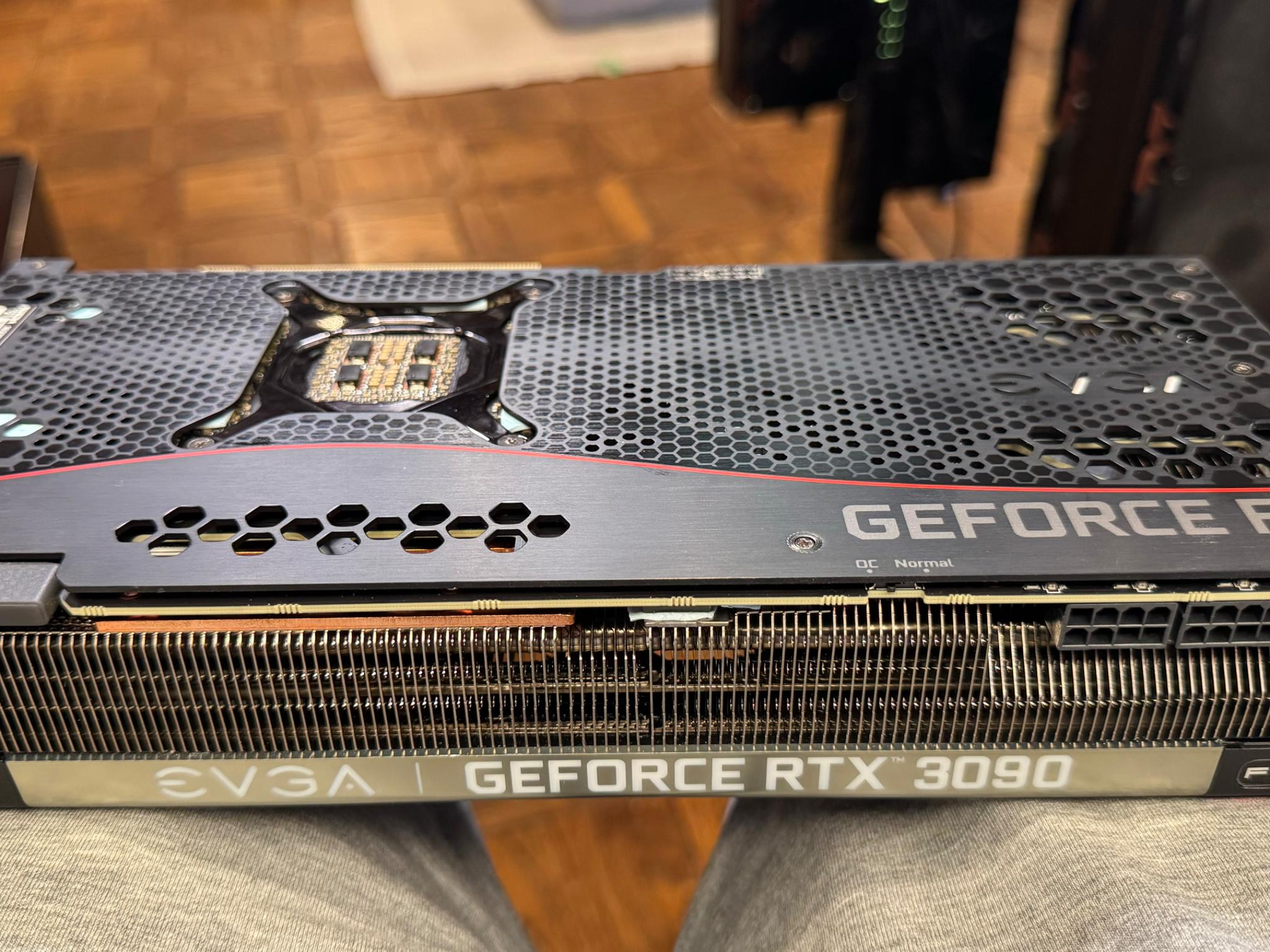 EVGA RTX 3090 FTW3 Ultra