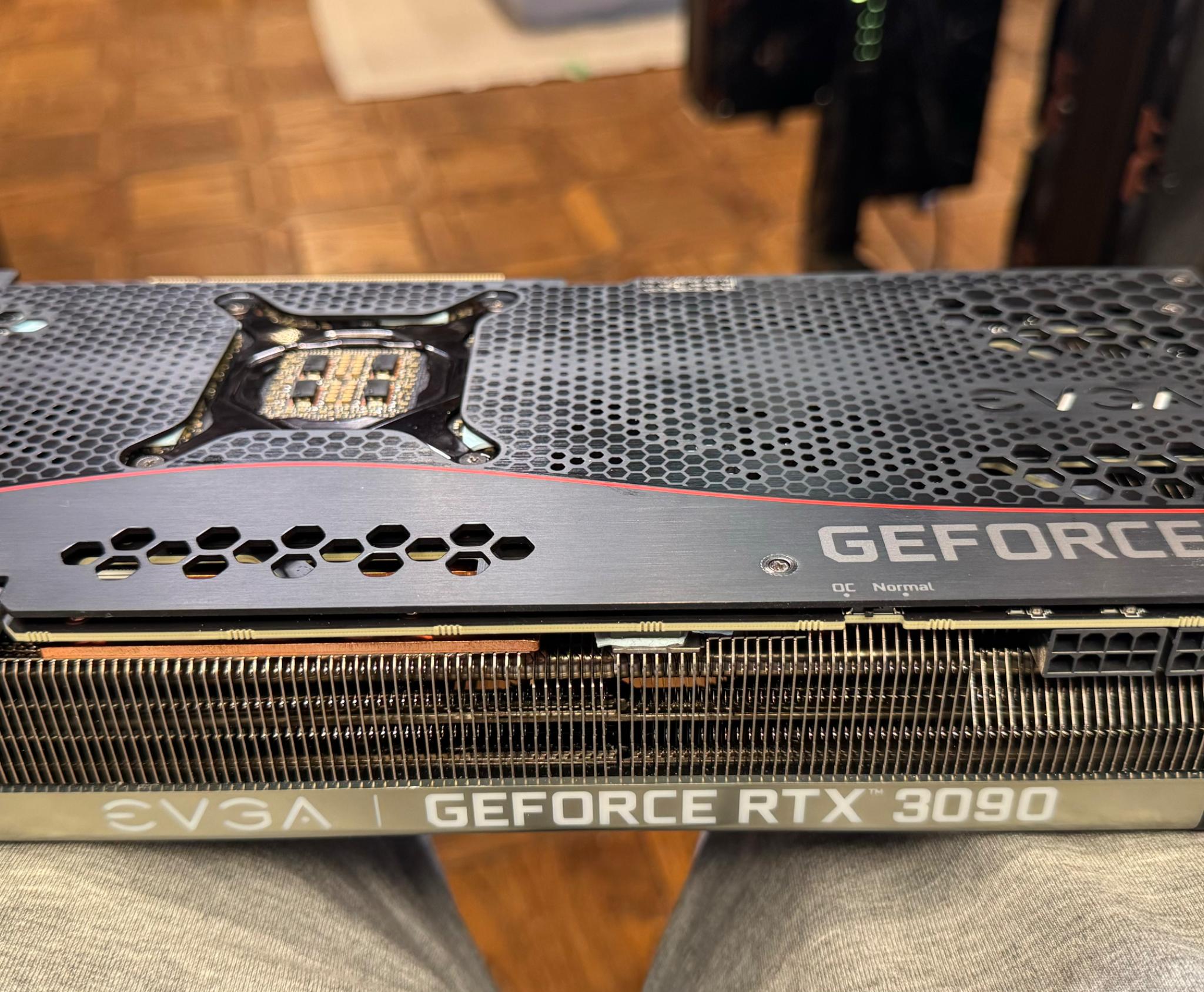 EVGA RTX 3090 FTW3 Ultra