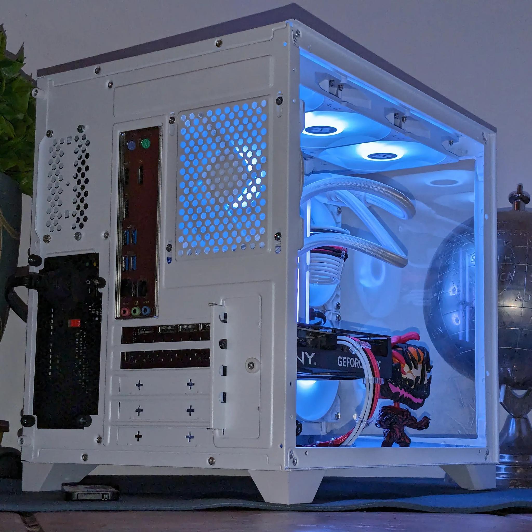 (Liquid🌊Cooled) RTX 4070 12GB| I7-11700F| 32GB Ram(DDR4)| 1TB Samsung NVMe/SSD| Windows 11