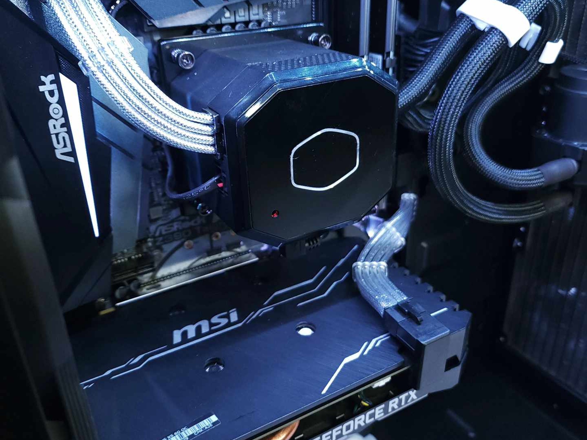 🖤🤍RTX 2070 | Core i7 8700K | 16GB 3200MHz | 1.5TB NVMe + SSD